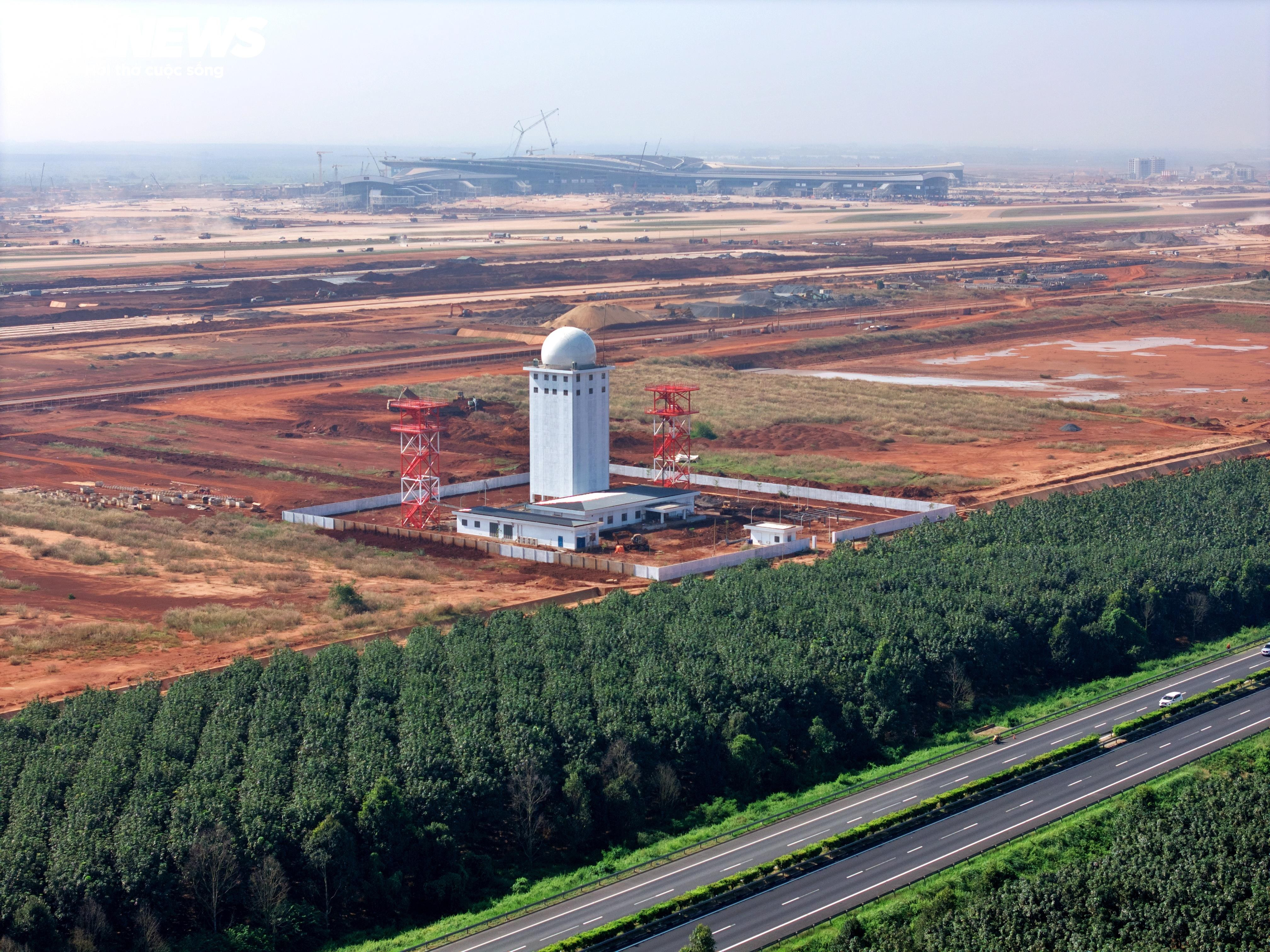 Cận cảnh 'búp sen thép' 3.500 tỷ đồng ở sân bay Long Thành đang tăng tốc về đích - 11