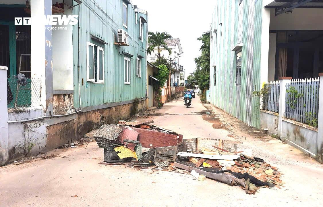 Ô tô ùn ùn né trạm thu phí, 'đại náo' các khu dân cư ở Đà Nẵng - 6