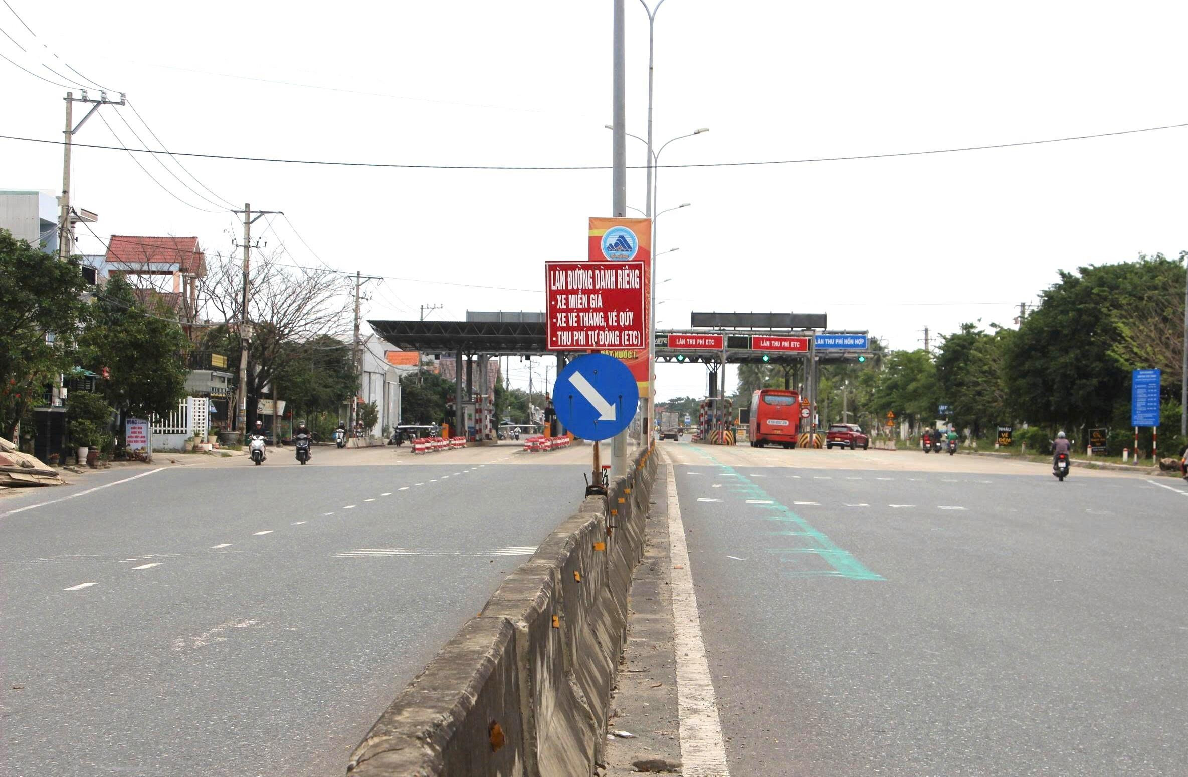 Ô tô ùn ùn né trạm thu phí, 'đại náo' các khu dân cư ở Đà Nẵng - 10