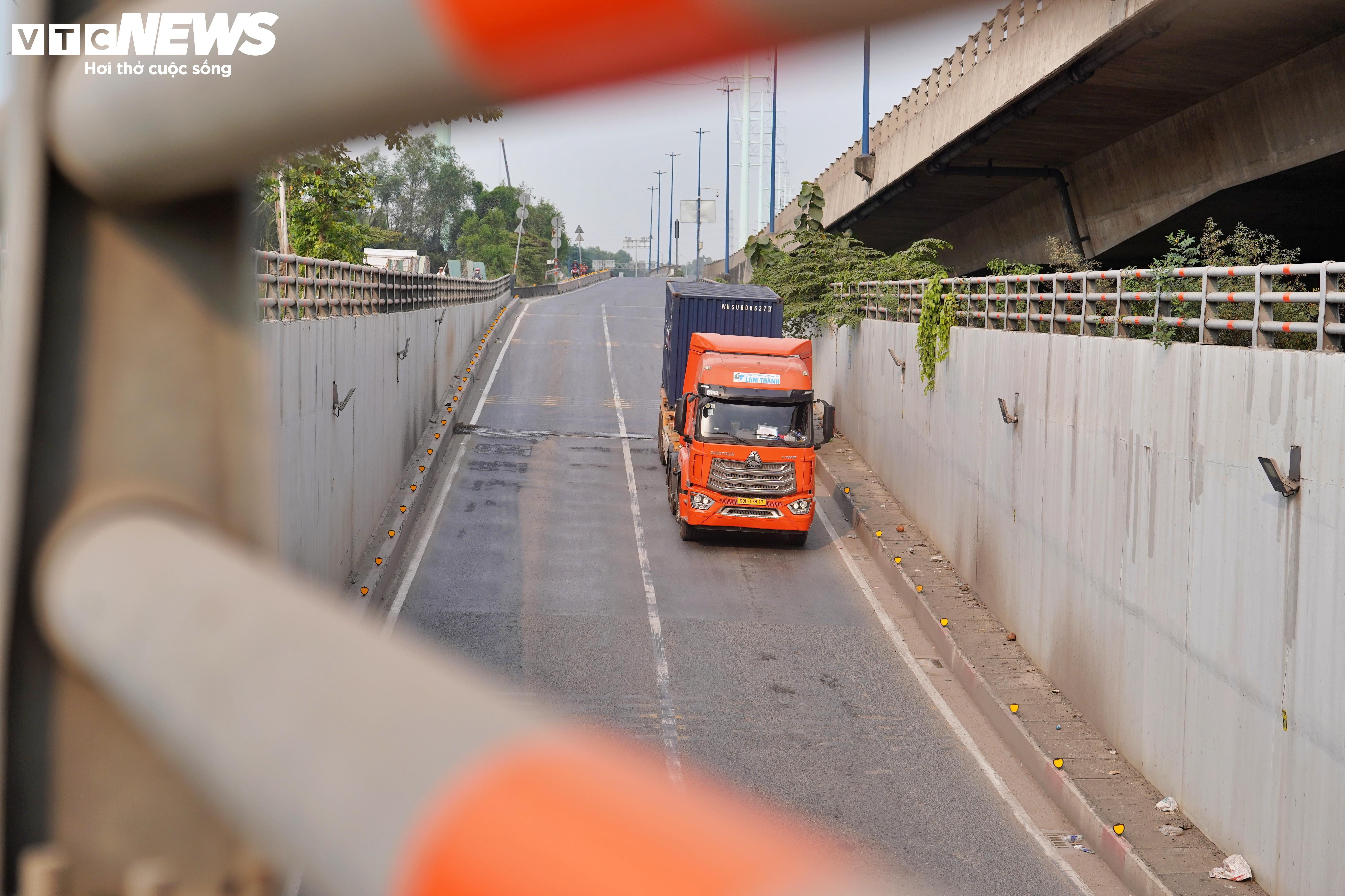 Nút giao kẹt xe bậc nhất TP.HCM tăng tốc thi công sau nhiều lần chậm tiến độ - 3