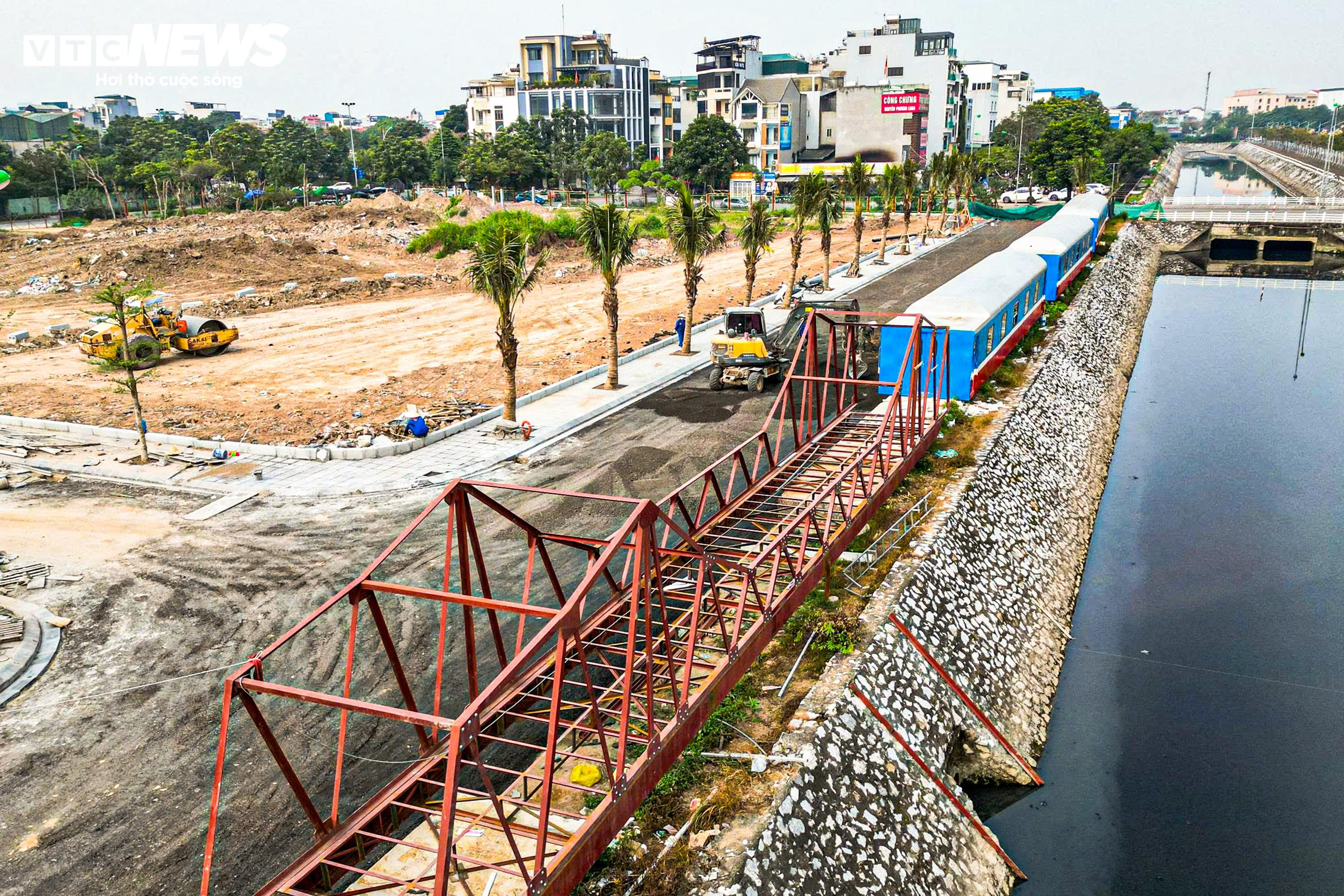 Mục sở thị khu nhà uốn lượn 'hình rắn' hiếm thấy tại làng nghề Lệ Mật - 11