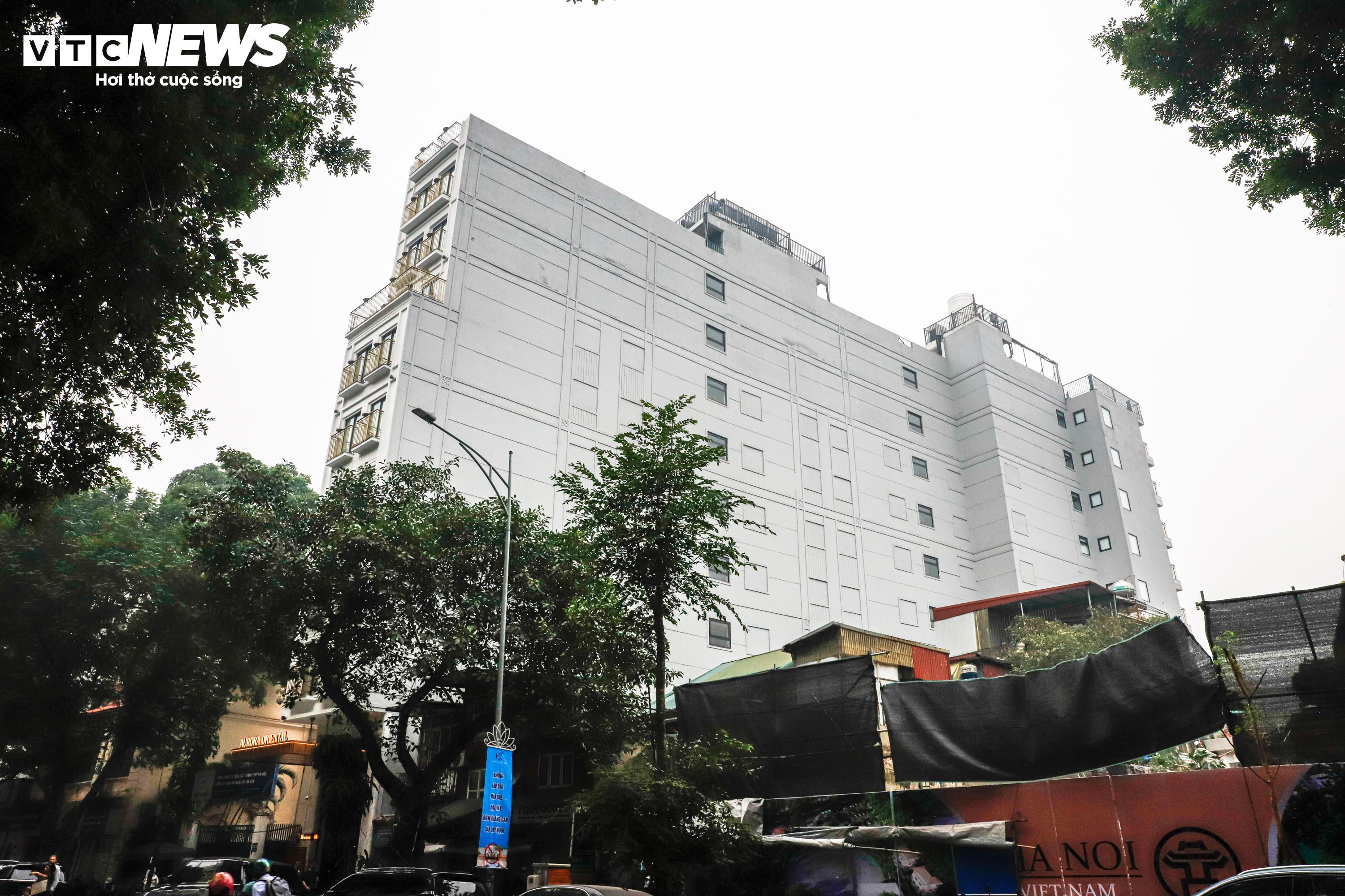 Hà Nội phá dỡ trụ sở cạnh hồ Hoàn Kiếm, chuẩn bị mặt bằng cho quảng trường mới - 14