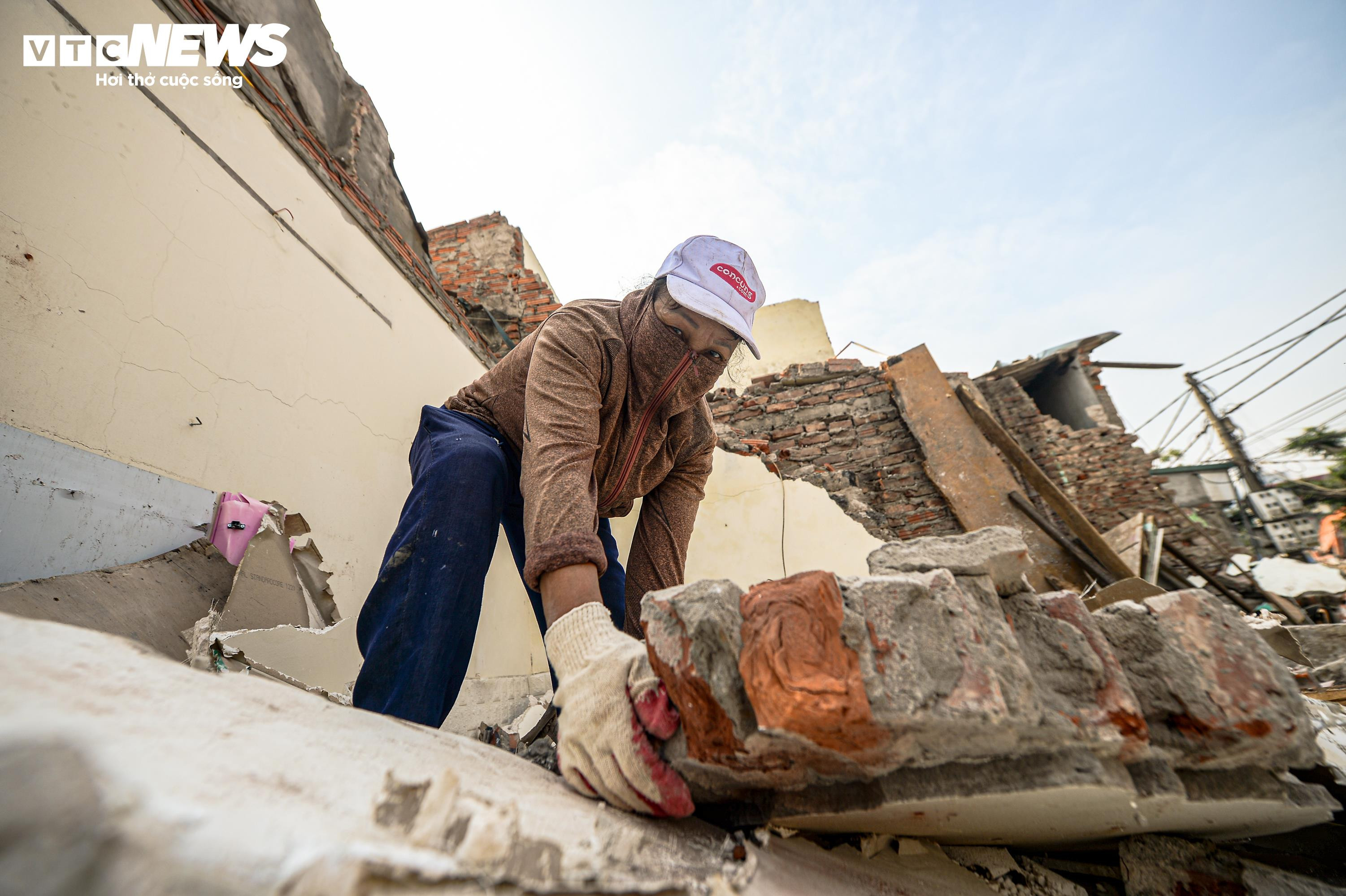 Đường 'đắt nhất hành tinh' lộ hình hài sau 20 ngày thần tốc giải phóng mặt bằng - 13