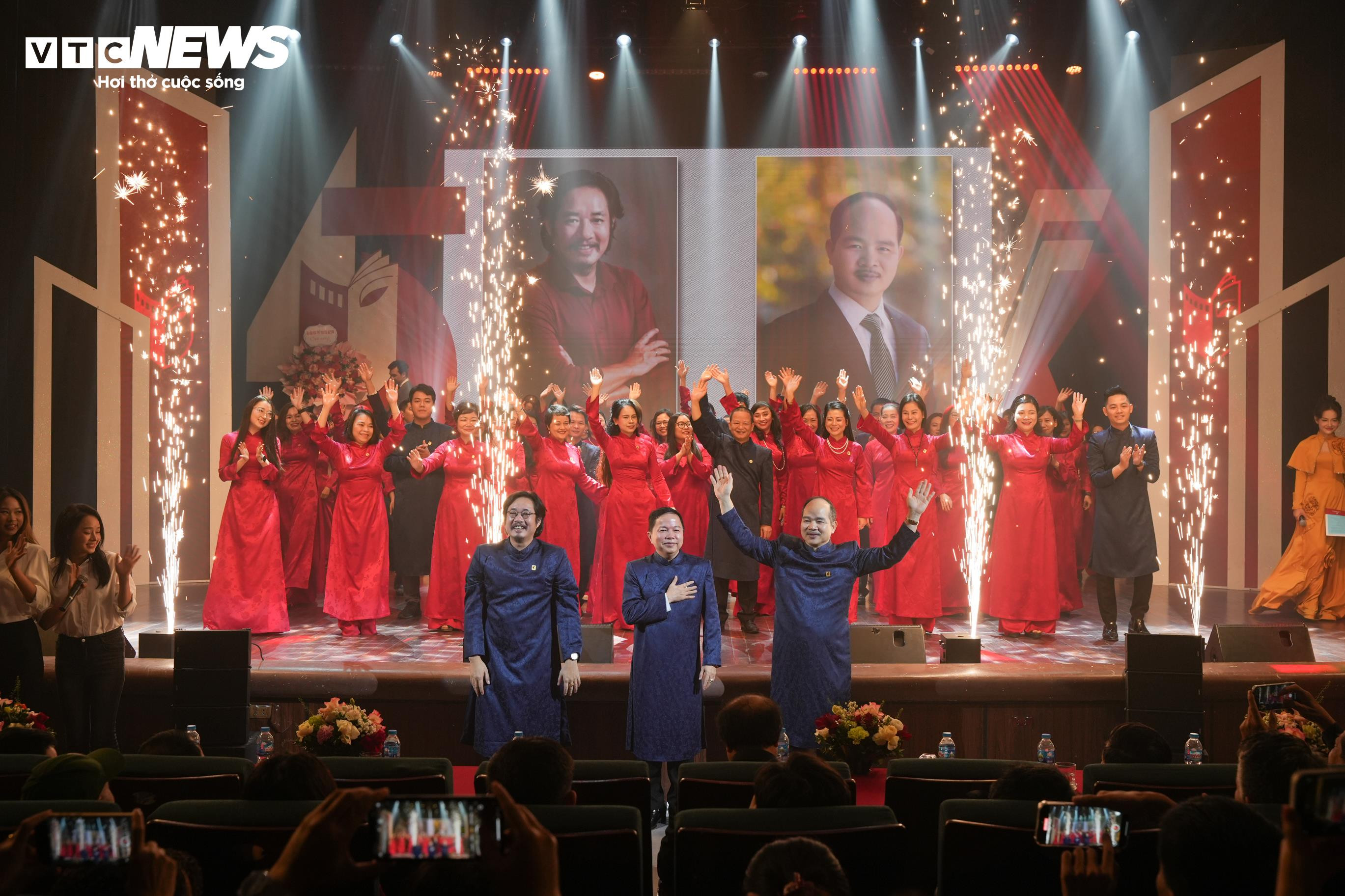 Từ những lớp học đơn sơ đến 45 năm khẳng định vị thế đào tạo nghệ thuật - 2