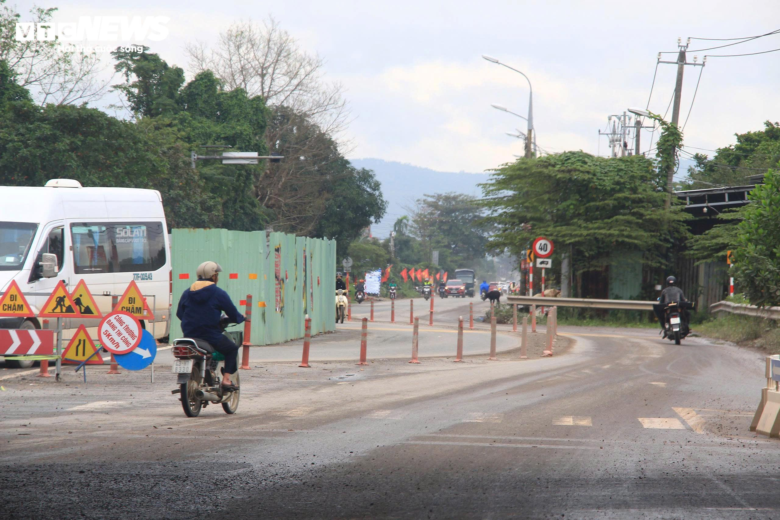 Quốc lộ 14B nát như tương, dân ngao ngán dự án cải tạo gần 780 tỷ thi công ì ạch - 4