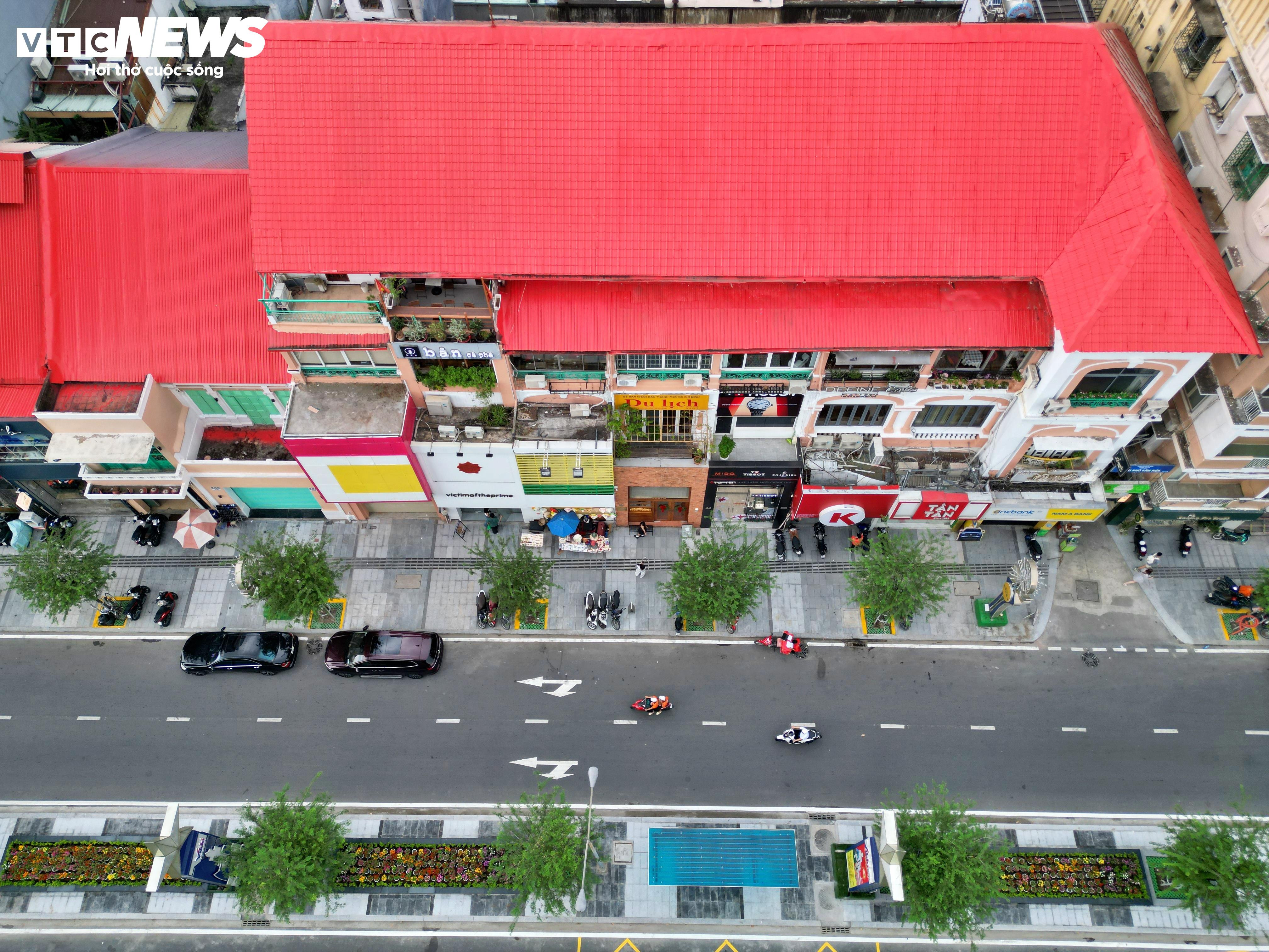 Ngắm loạt nhà cổ trung tâm TP.HCM 'khoác áo mới' - 9