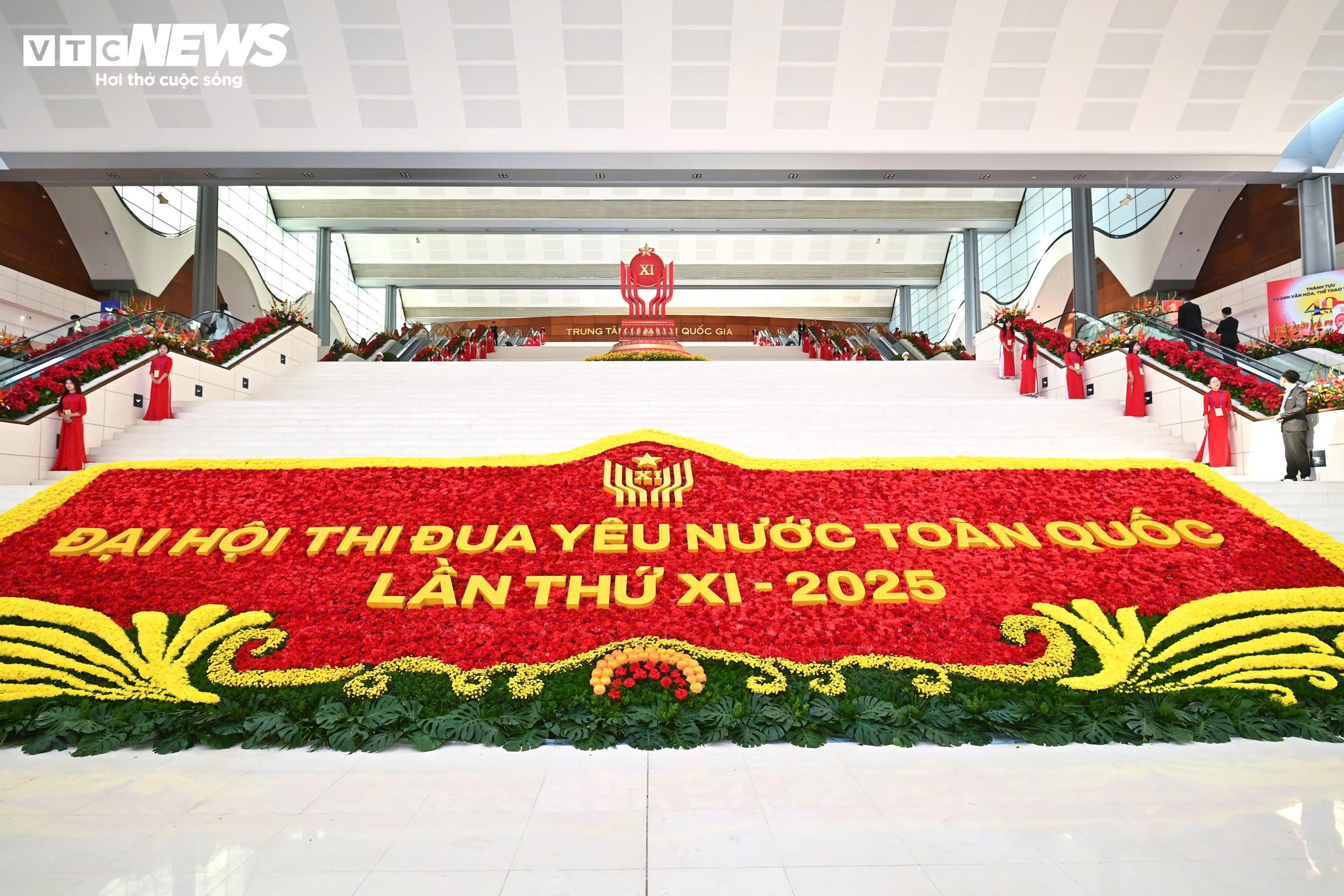 Lãnh đạo Đảng và Nhà nước dự Đại hội Thi đua yêu nước lần thứ XI - 11