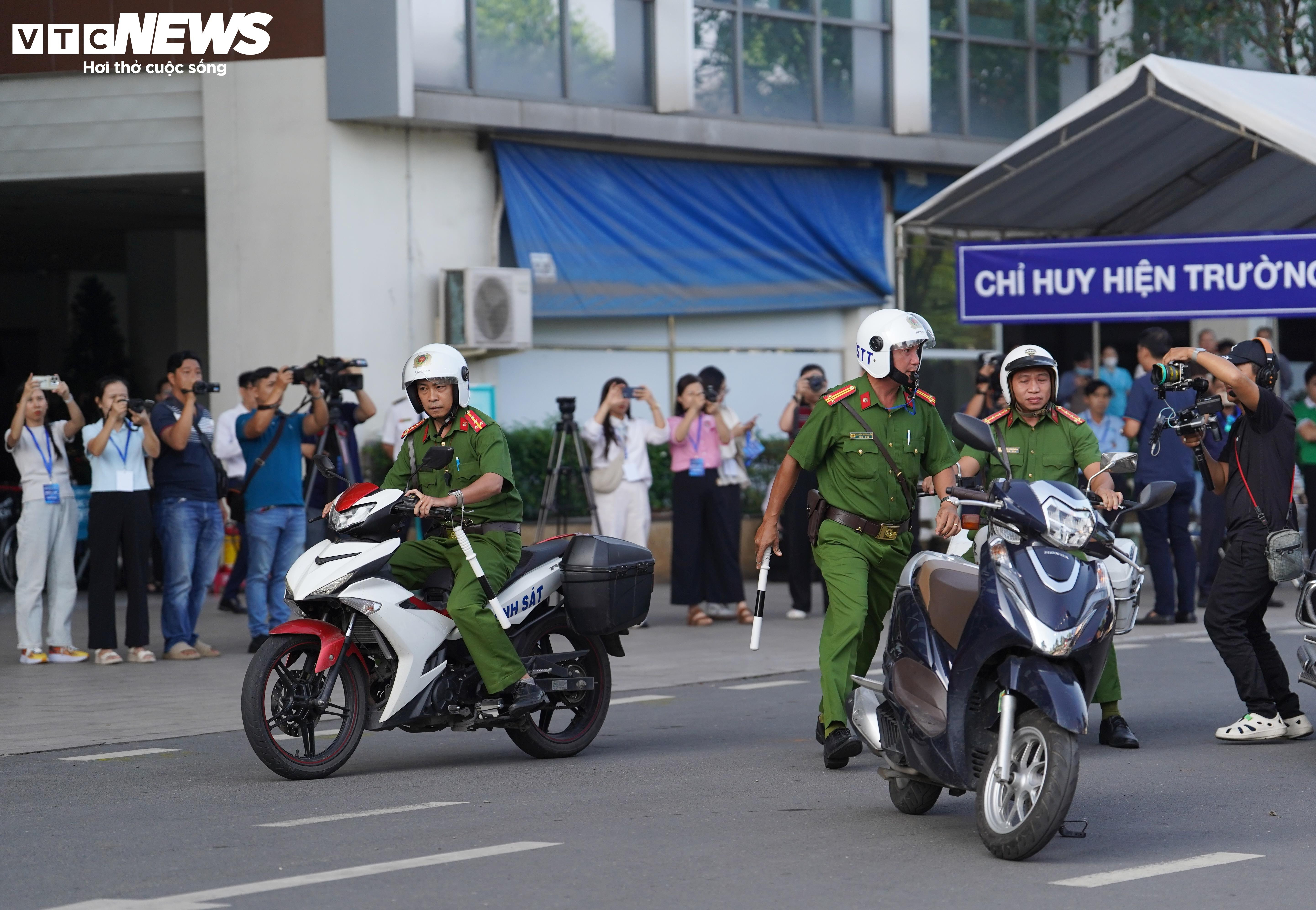 Kịch tính xem diễn tập sự cố bức xạ và hạt nhân lần đầu tổ chức ở TP.HCM - 4