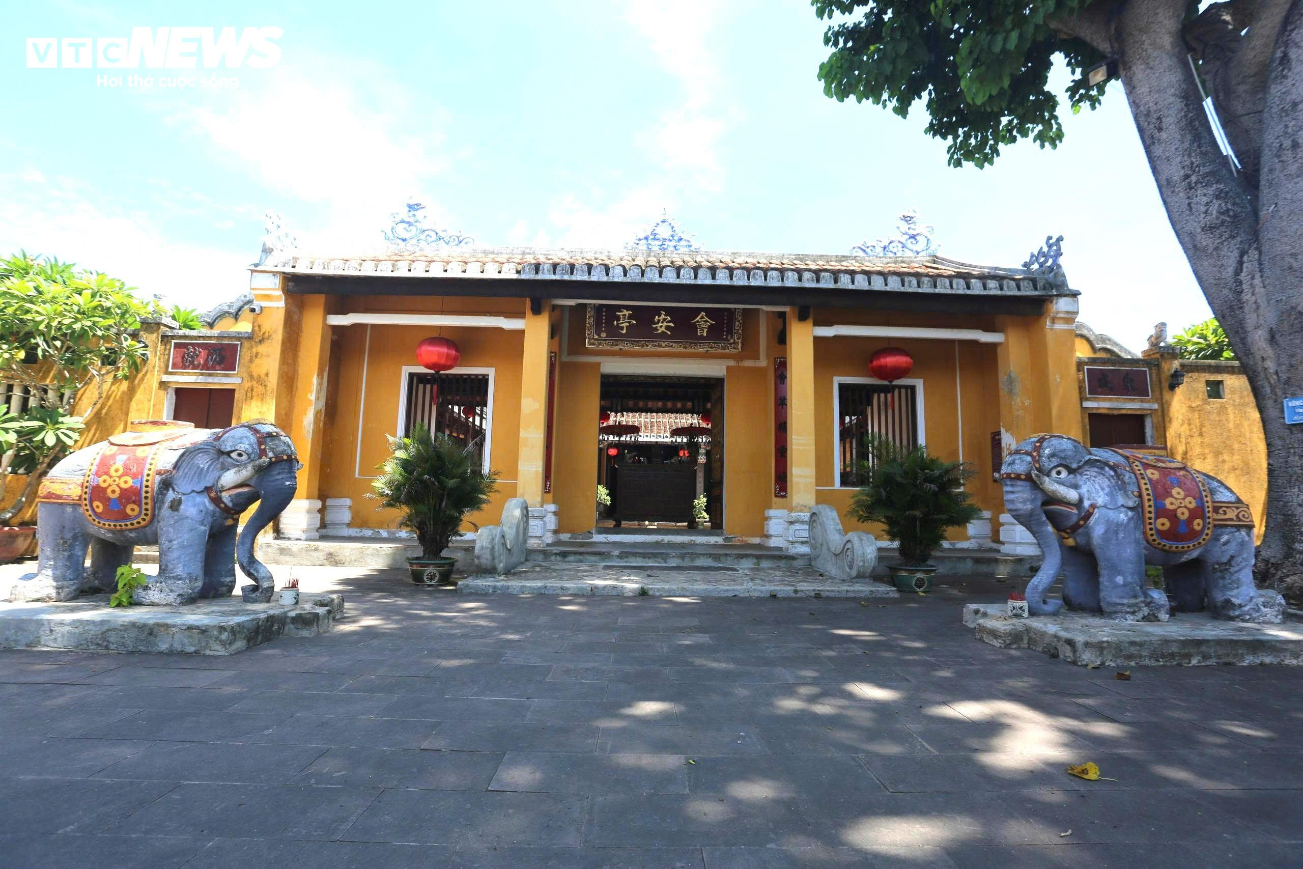 Độc đáo kiến trúc đình Ông Voi - nơi lưu giữ 10 đạo sắc phong ở phố cổ Hội An - 2