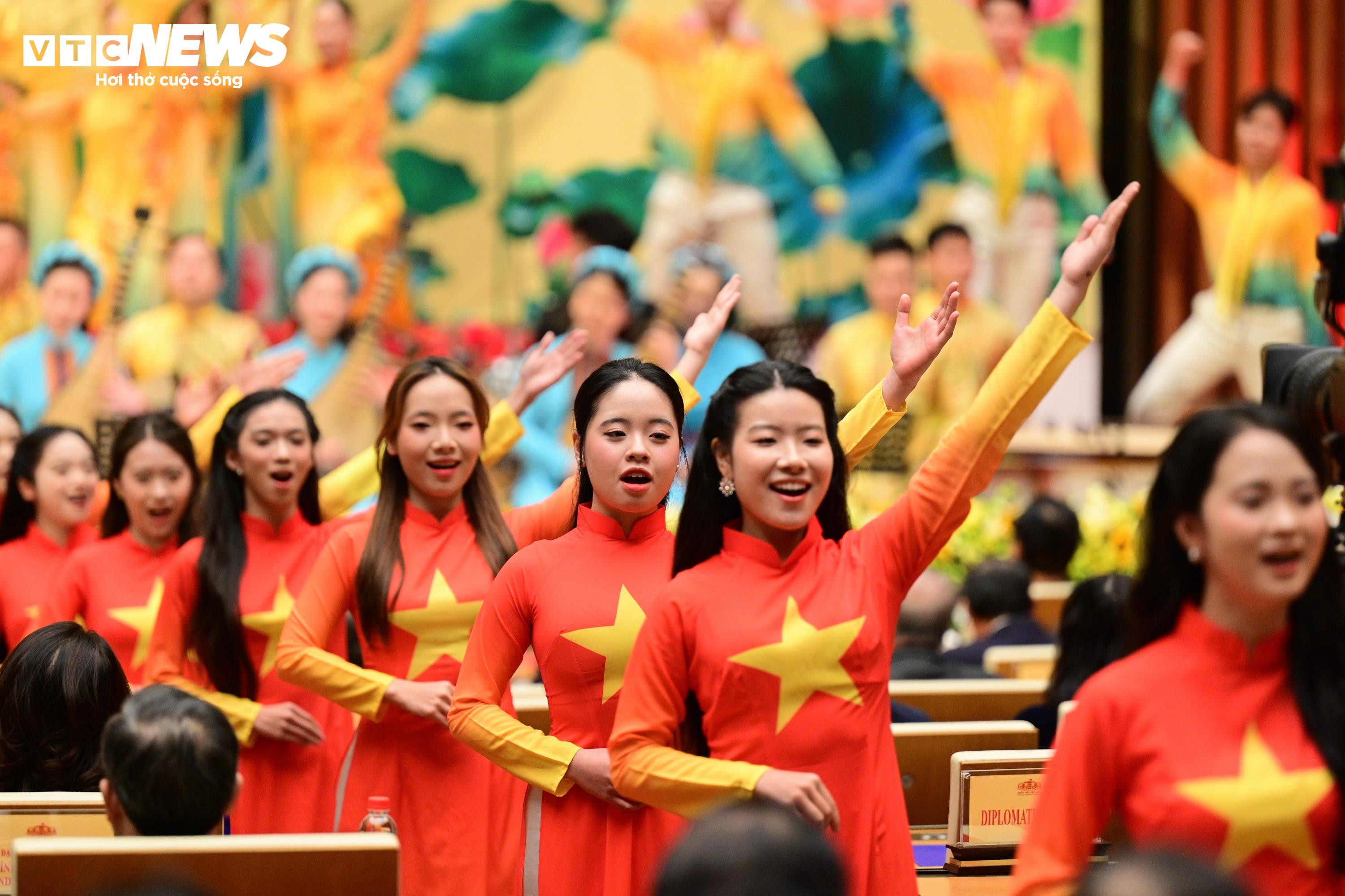 Toàn cảnh lễ kỷ niệm 80 năm Ngày Tổng tuyển cử đầu tiên bầu Quốc hội Việt Nam - 12