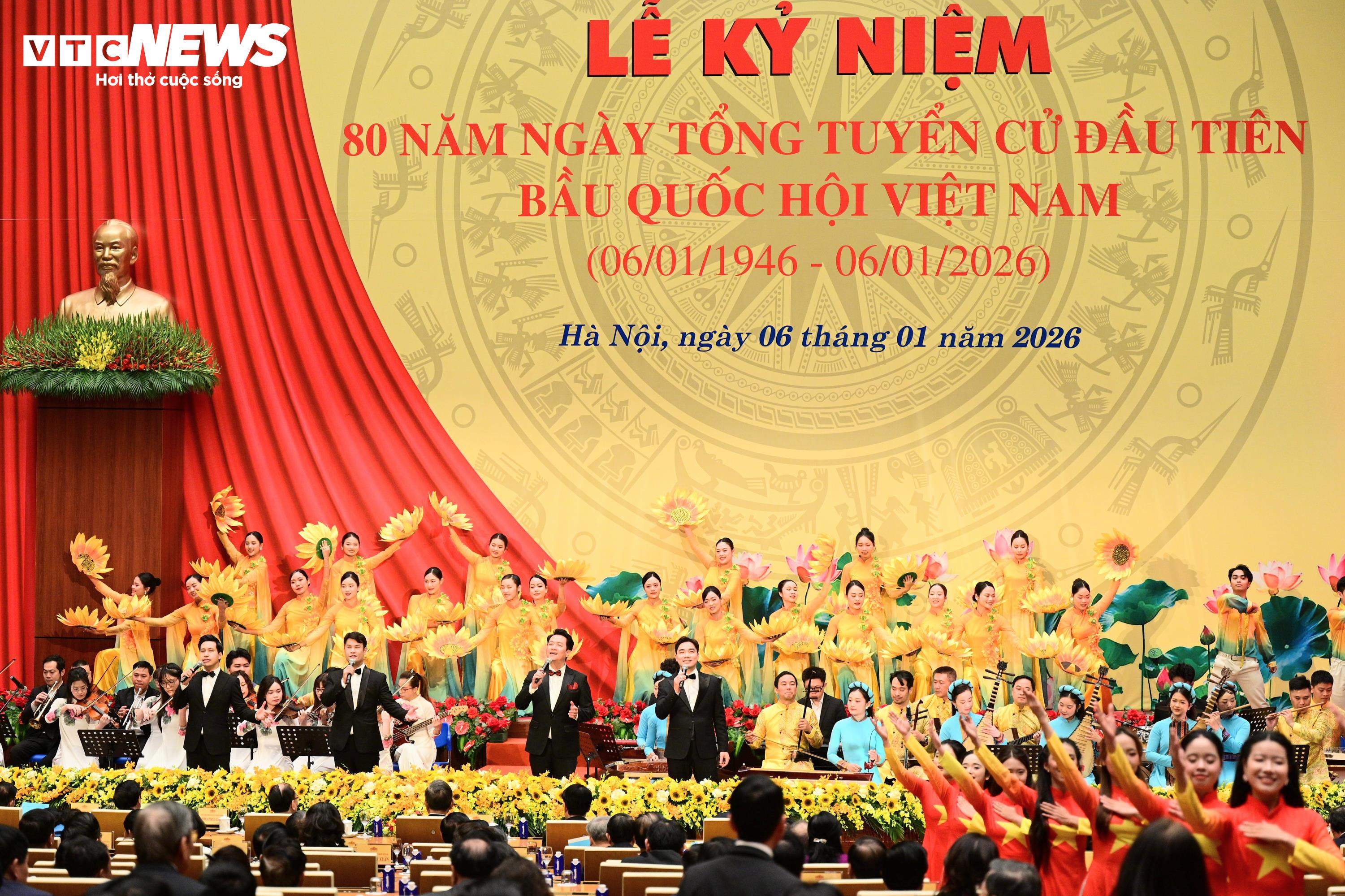 Toàn cảnh lễ kỷ niệm 80 năm Ngày Tổng tuyển cử đầu tiên bầu Quốc hội Việt Nam - 11