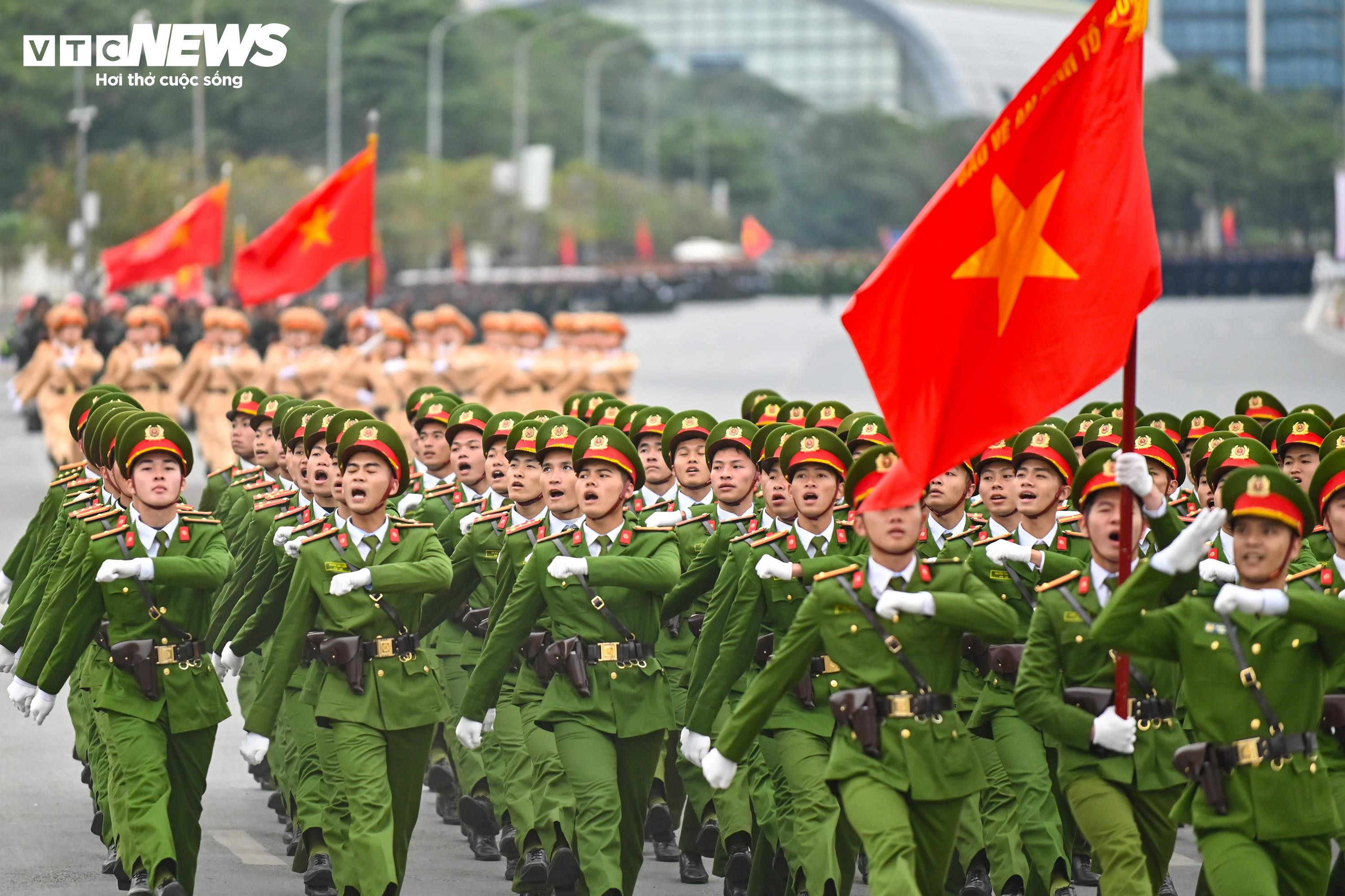 Lực lượng công an và khí tài hiện đại diễn tập bảo vệ Đại hội XIV của Đảng - 4