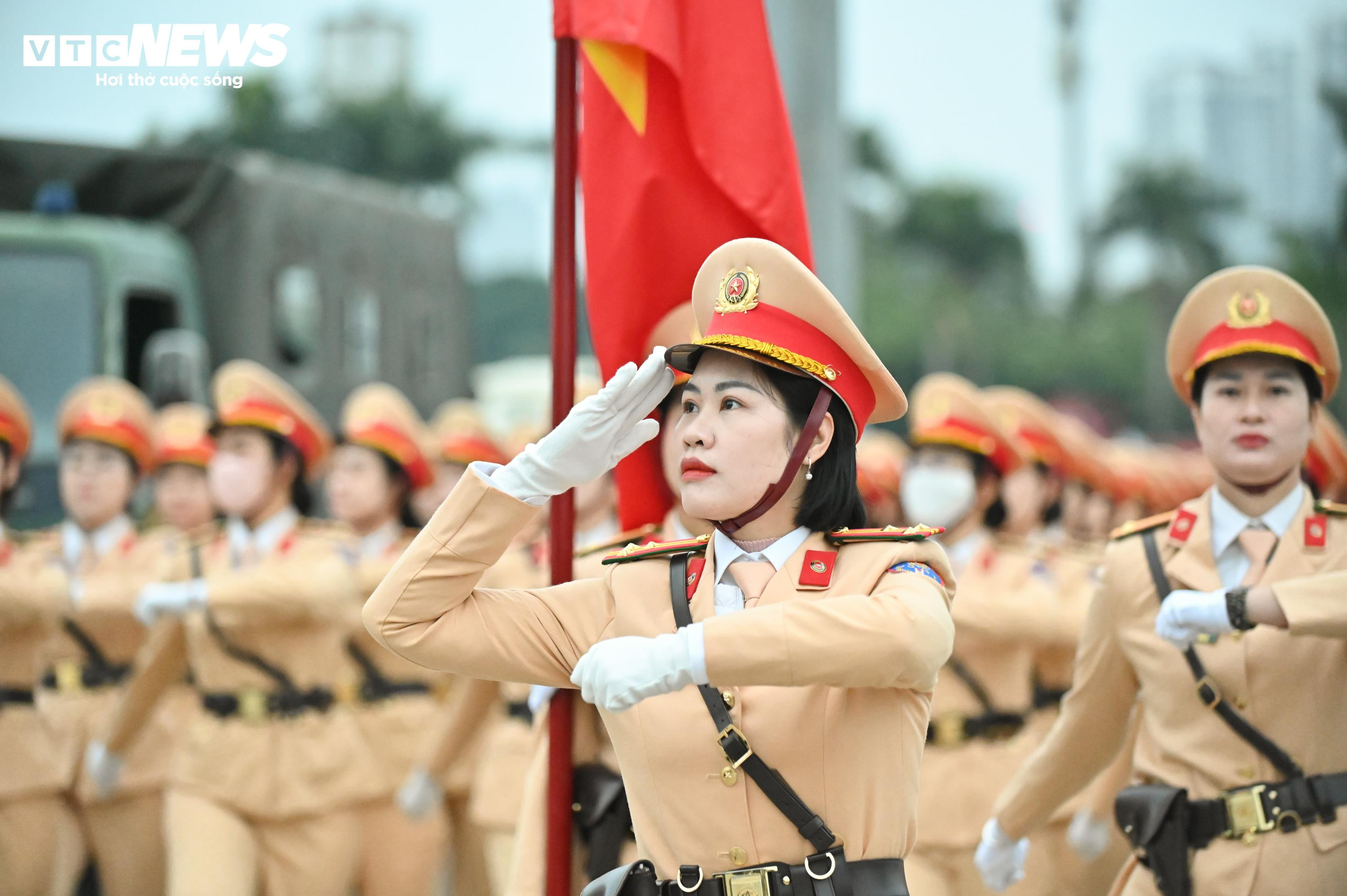 Lực lượng công an và khí tài hiện đại diễn tập bảo vệ Đại hội XIV của Đảng - 8