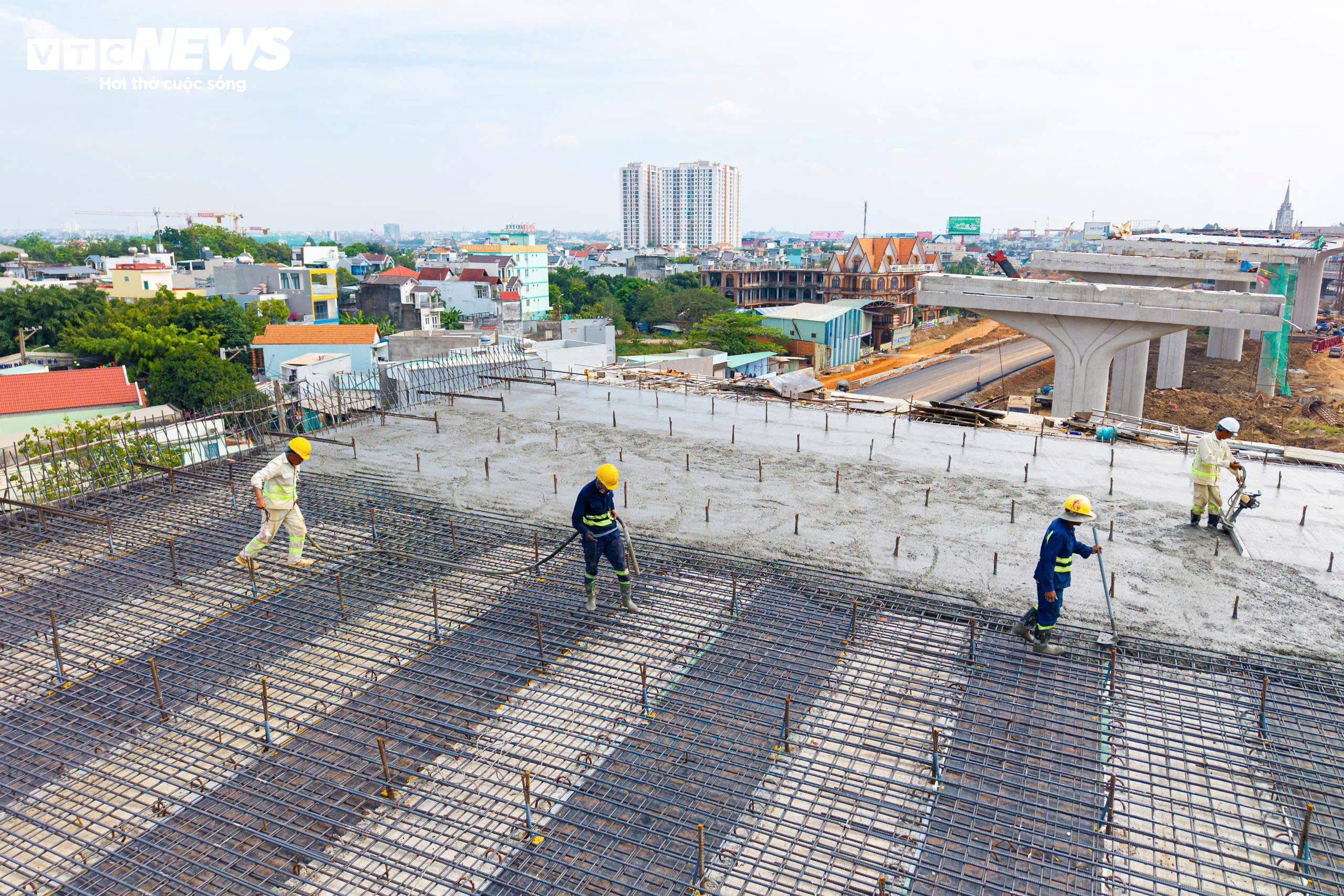 Đại công trường nút giao Tân Vạn chạy nước rút - 8