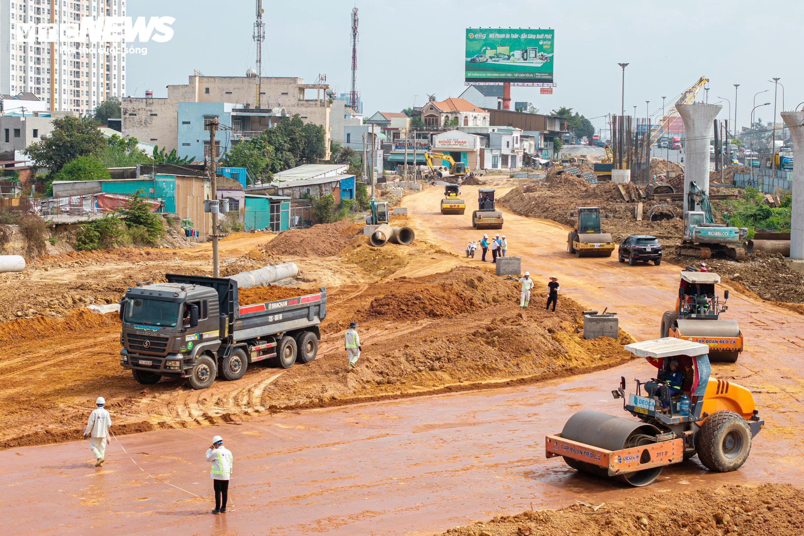 Đại công trường nút giao Tân Vạn chạy nước rút - 4