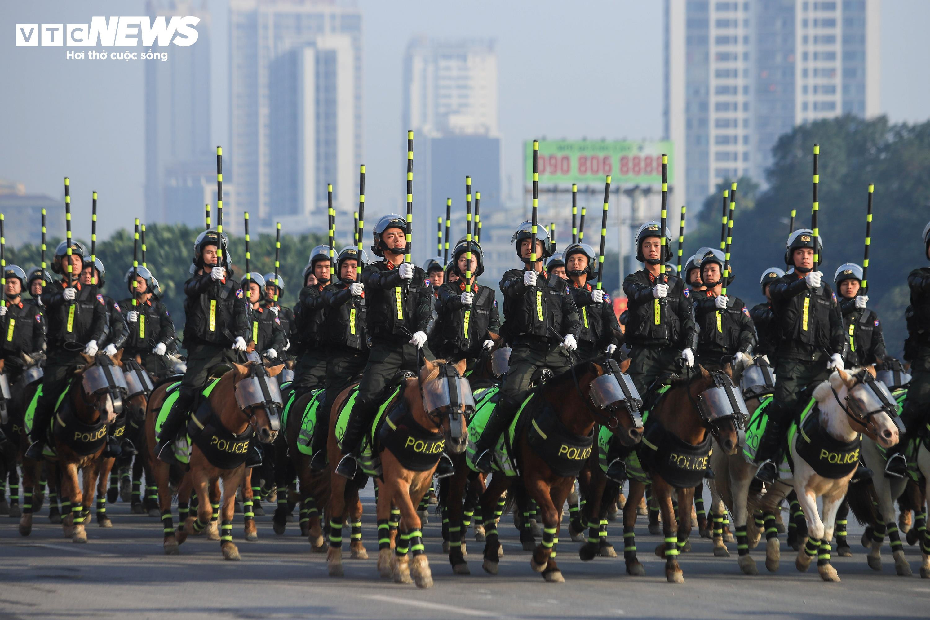 Bộ Công an xuất quân đảm bảo an ninh trật tự phục vụ Đại hội XIV của Đảng - 12