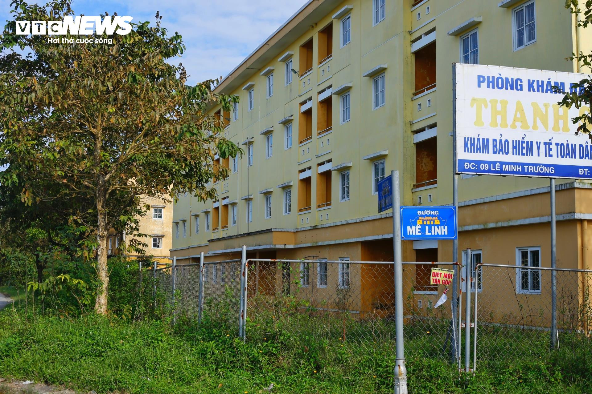 Bên trong chung cư 'ma' bỏ hoang hơn thập kỷ ở Huế - 3