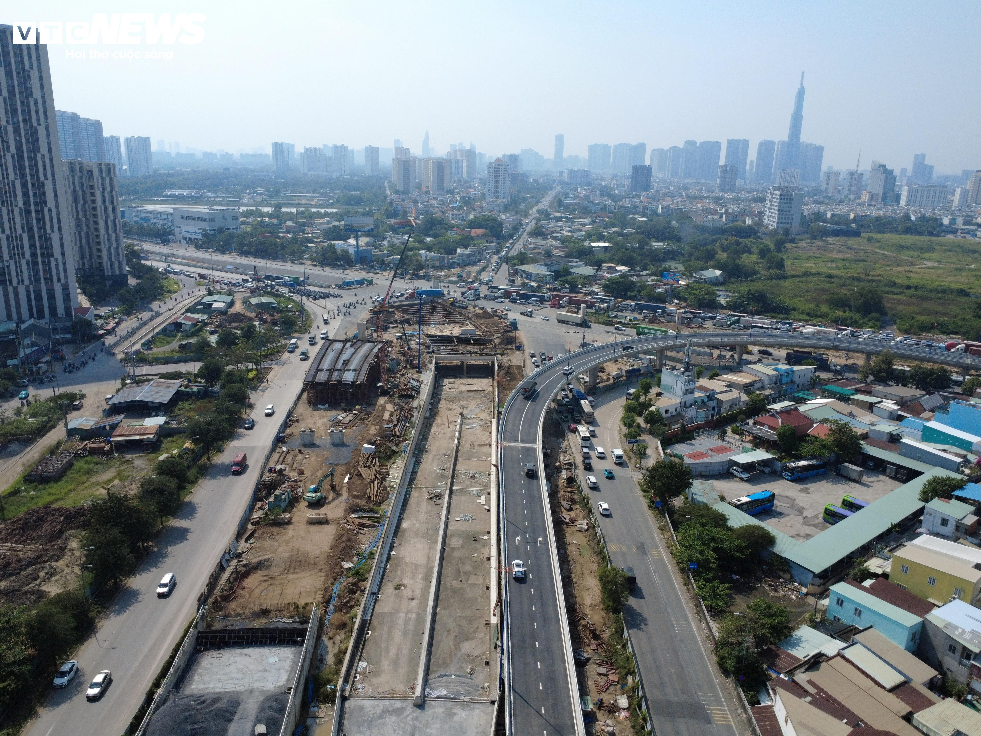 Hầm chui cuối cùng tại nút giao hiện đại nhất TP.HCM trước ngày thông xe - 12