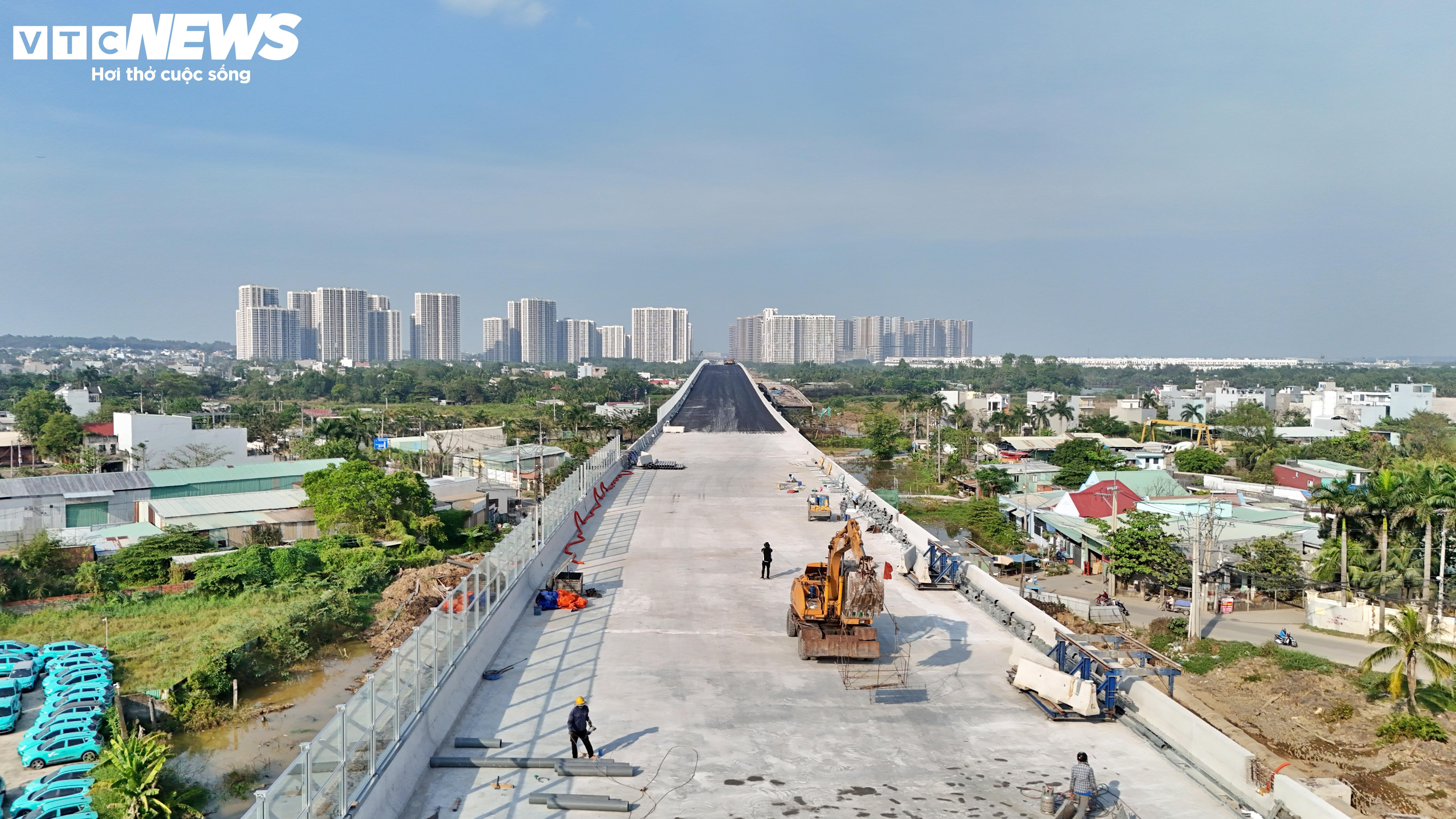 Tăng tốc thi công gần 15km Vành đai 3 trên cao xuyên đô thị TP.HCM - 11