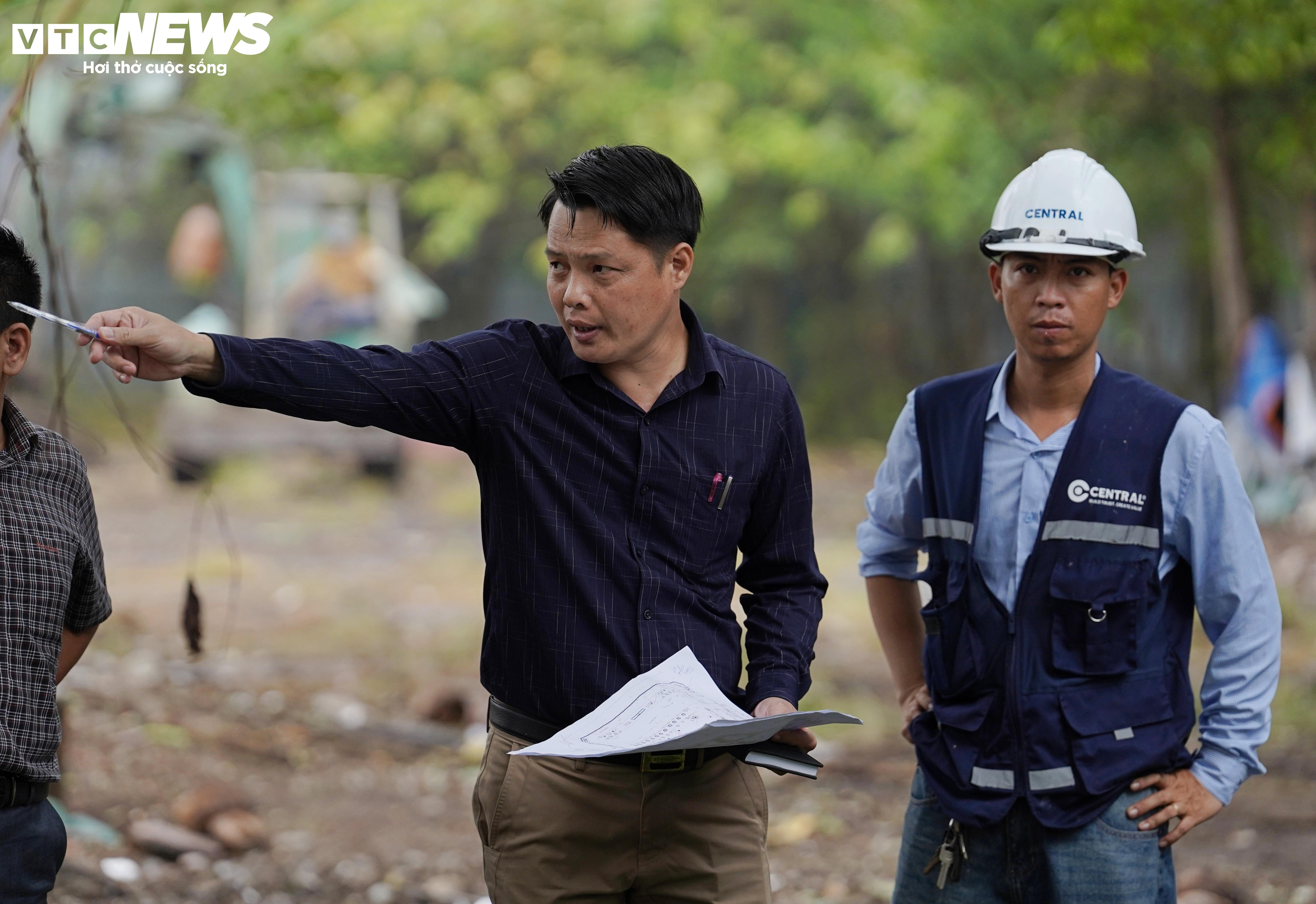 Tất bật dọn dẹp khu ‘đất vàng’ ở TP.HCM làm công viên, vườn hoa Tết Bính Ngọ - 7