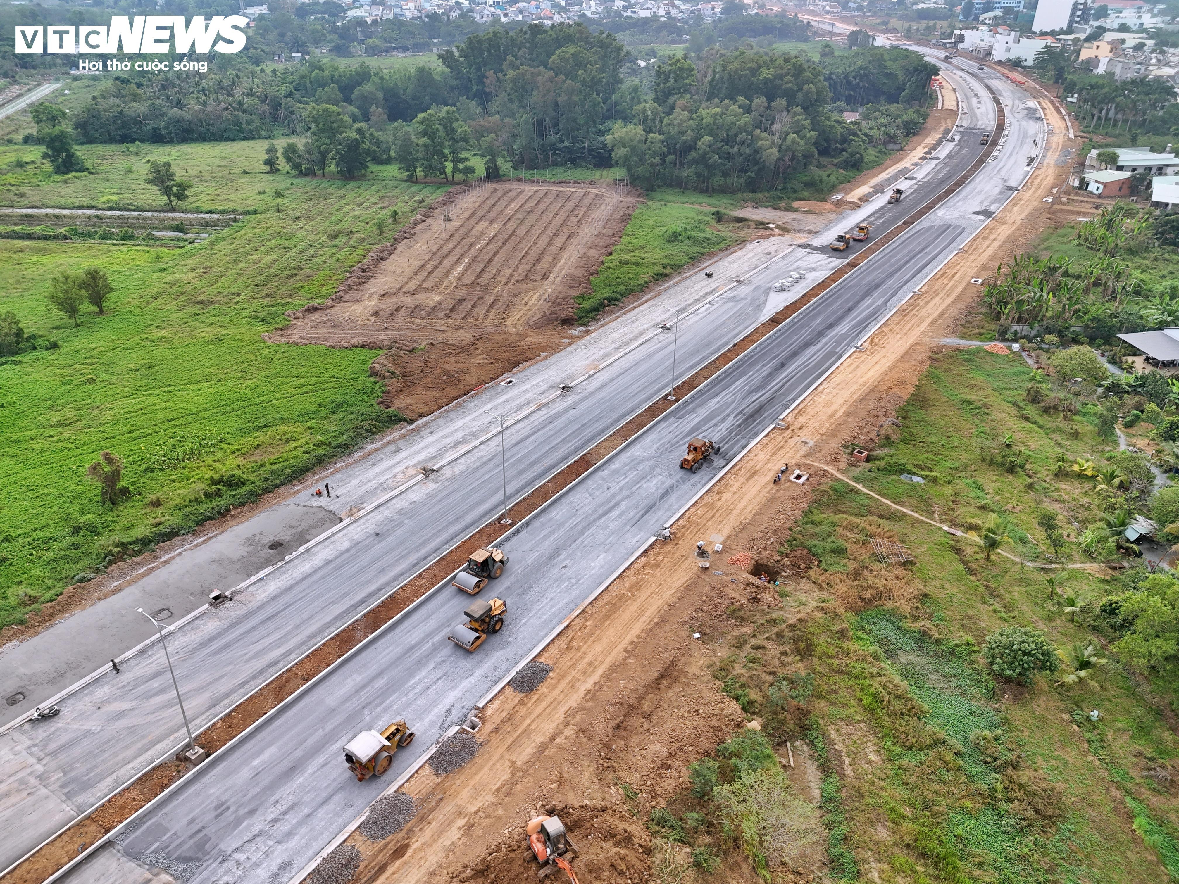 Tấp nập thi công dự án 1.500 tỷ đồng qua 'siêu phường' ở Đồng Nai - 8
