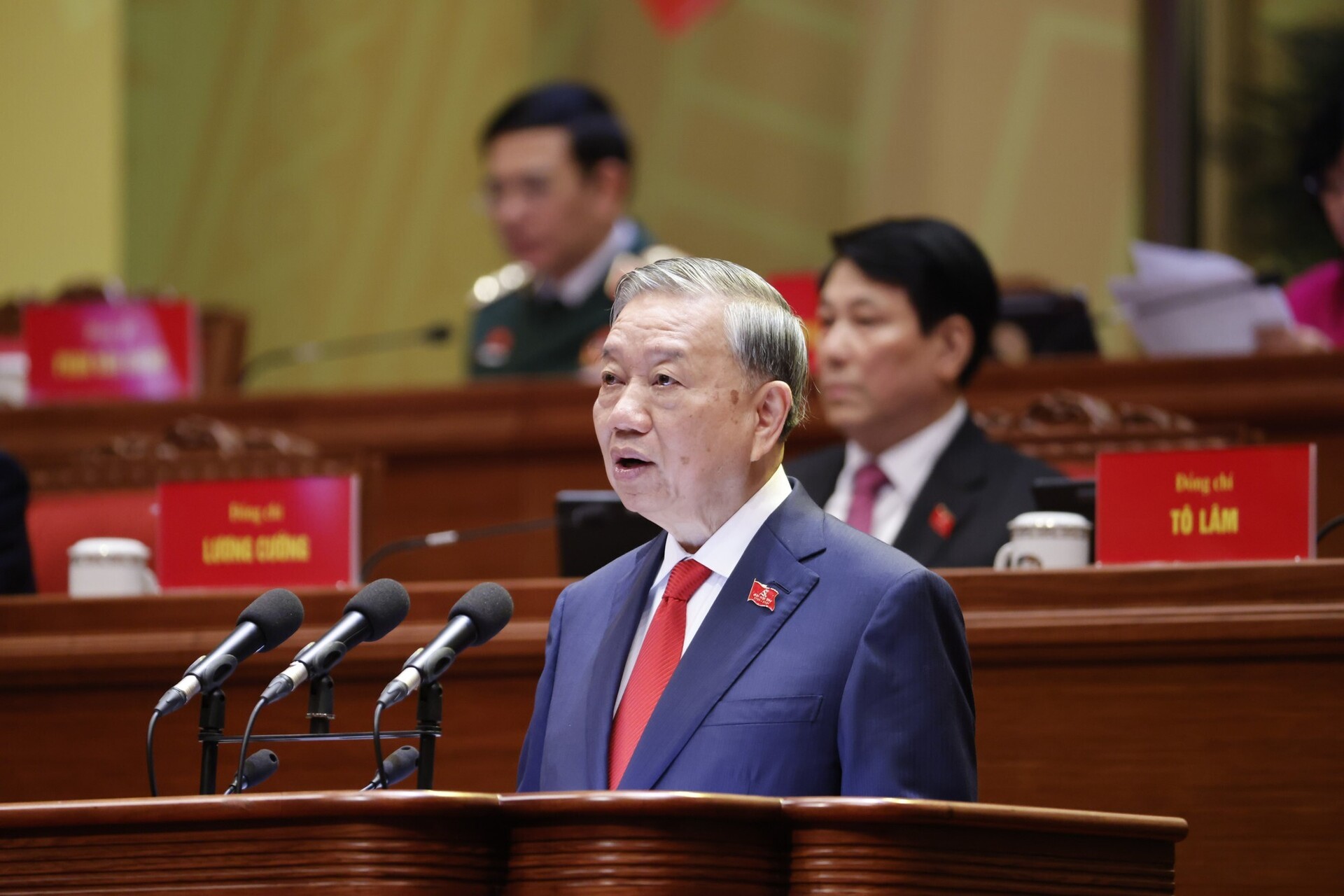 'Biết xấu hổ khi dân còn nghèo' – thông điệp đạo đức công vụ từ Đại hội Đảng XIV - 1