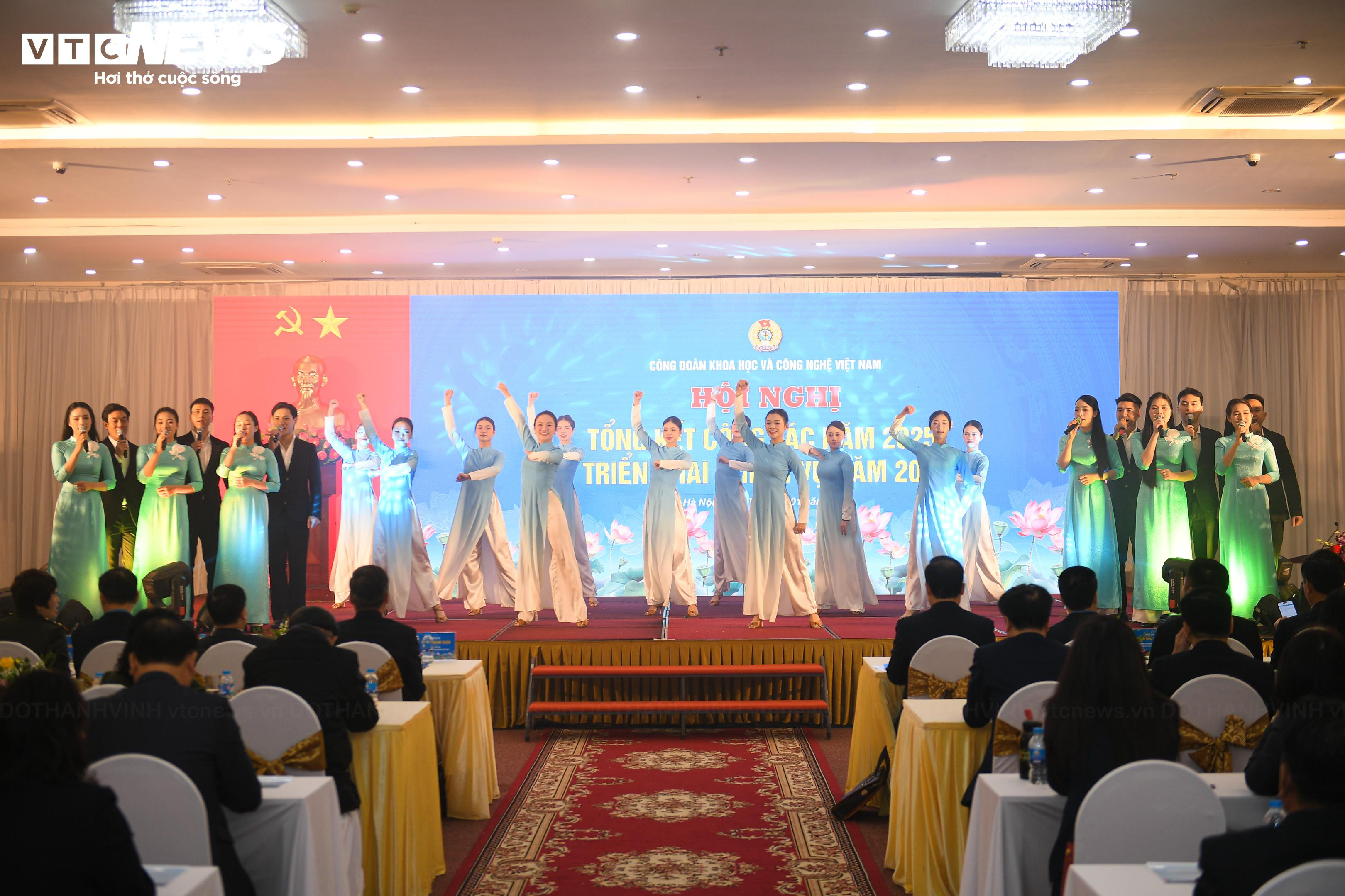 Toàn cảnh hội nghị tổng kết năm 2025 của Công đoàn Khoa học và Công nghệ Việt Nam - 18