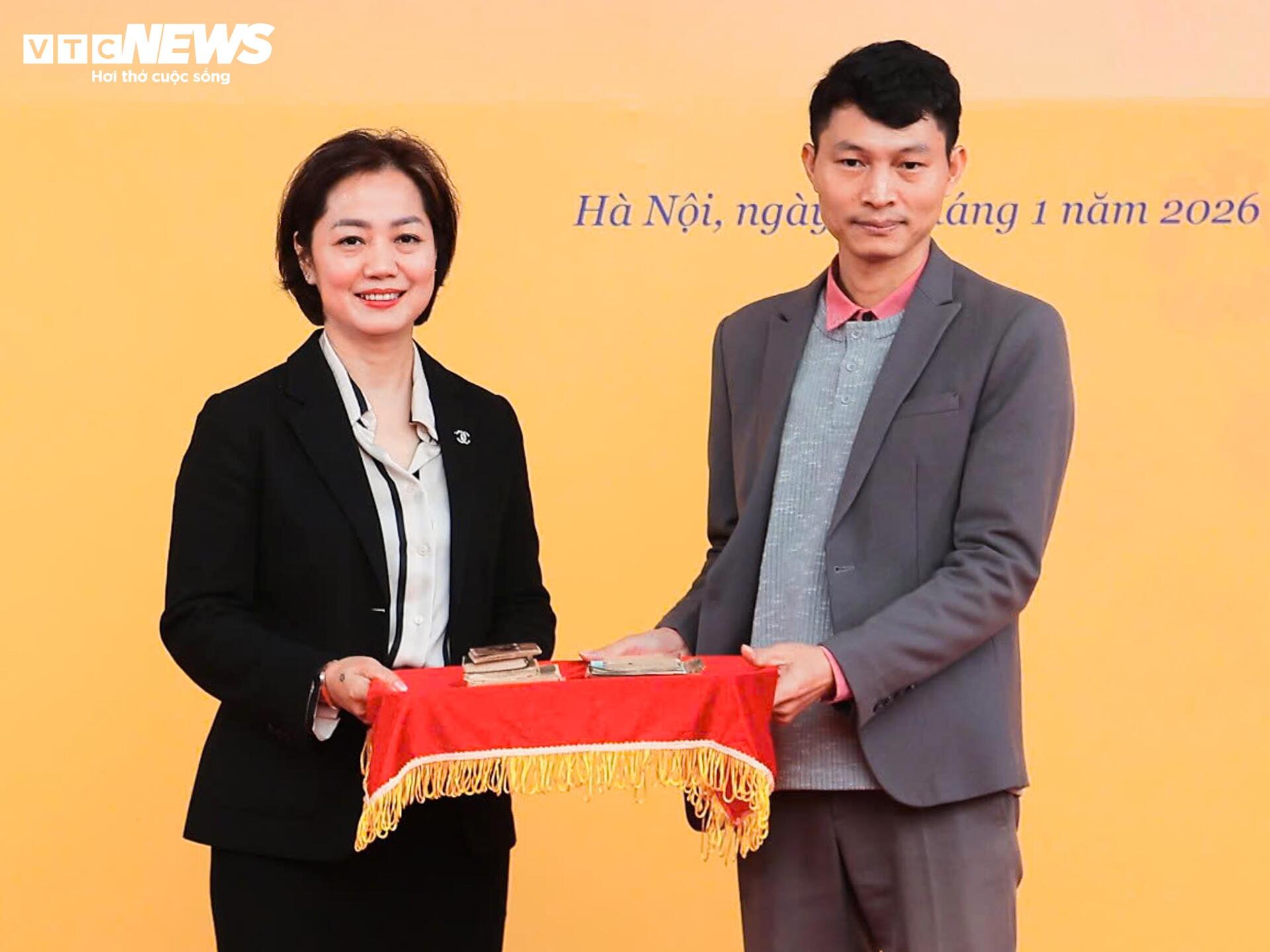 Khai mạc trưng bày 'Từ trang nhất đến trang sử - Xuân đất nước, Đảng soi đường' - 7