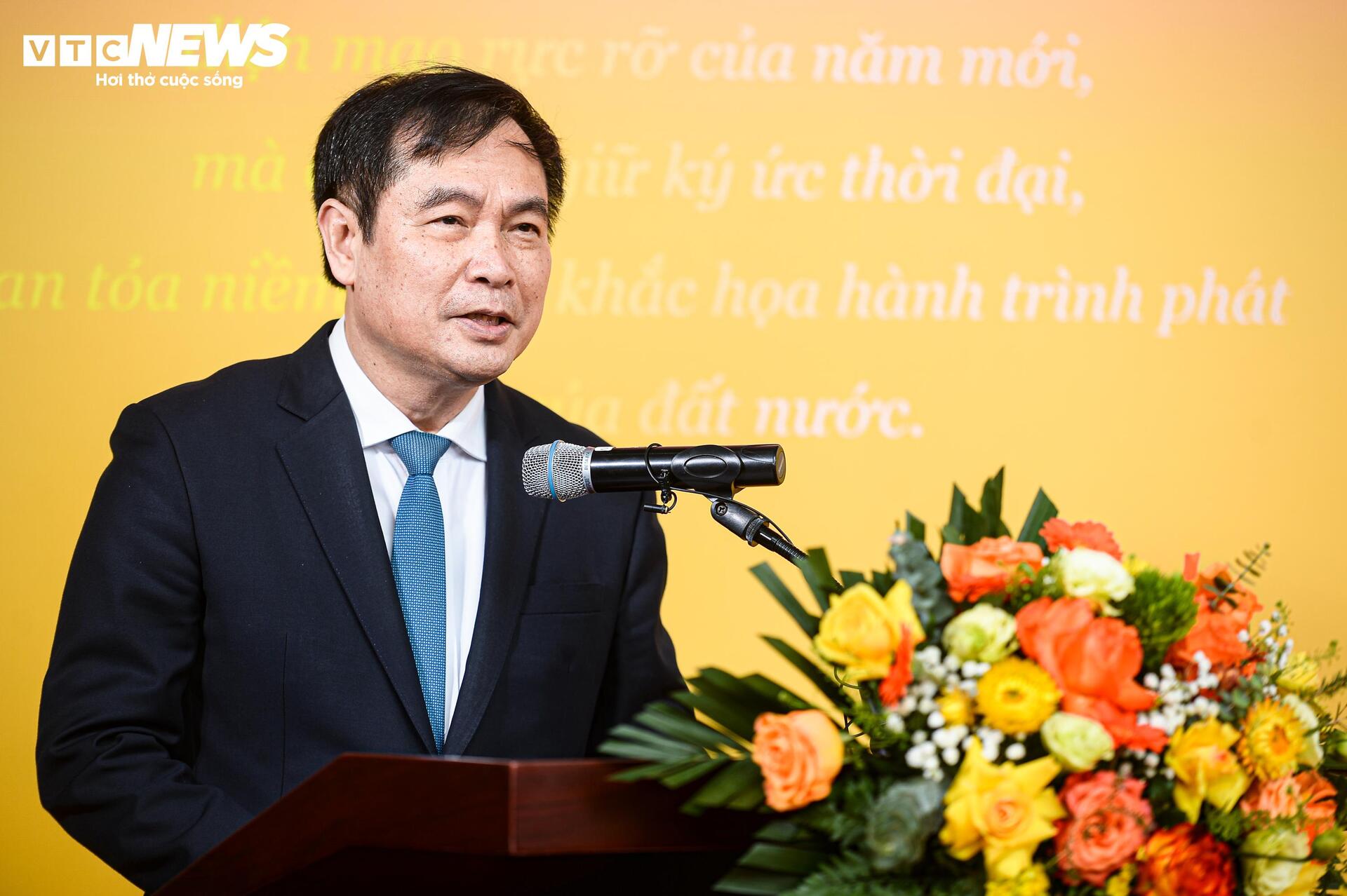 Khai mạc trưng bày 'Từ trang nhất đến trang sử - Xuân đất nước, Đảng soi đường' - 4