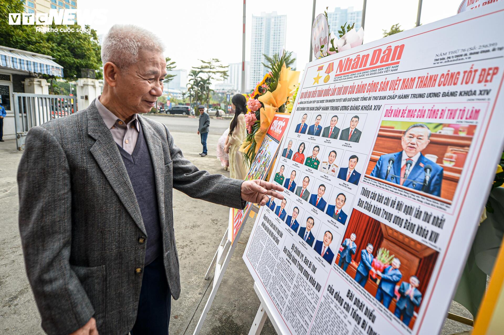 Khai mạc trưng bày 'Từ trang nhất đến trang sử - Xuân đất nước, Đảng soi đường' - 10