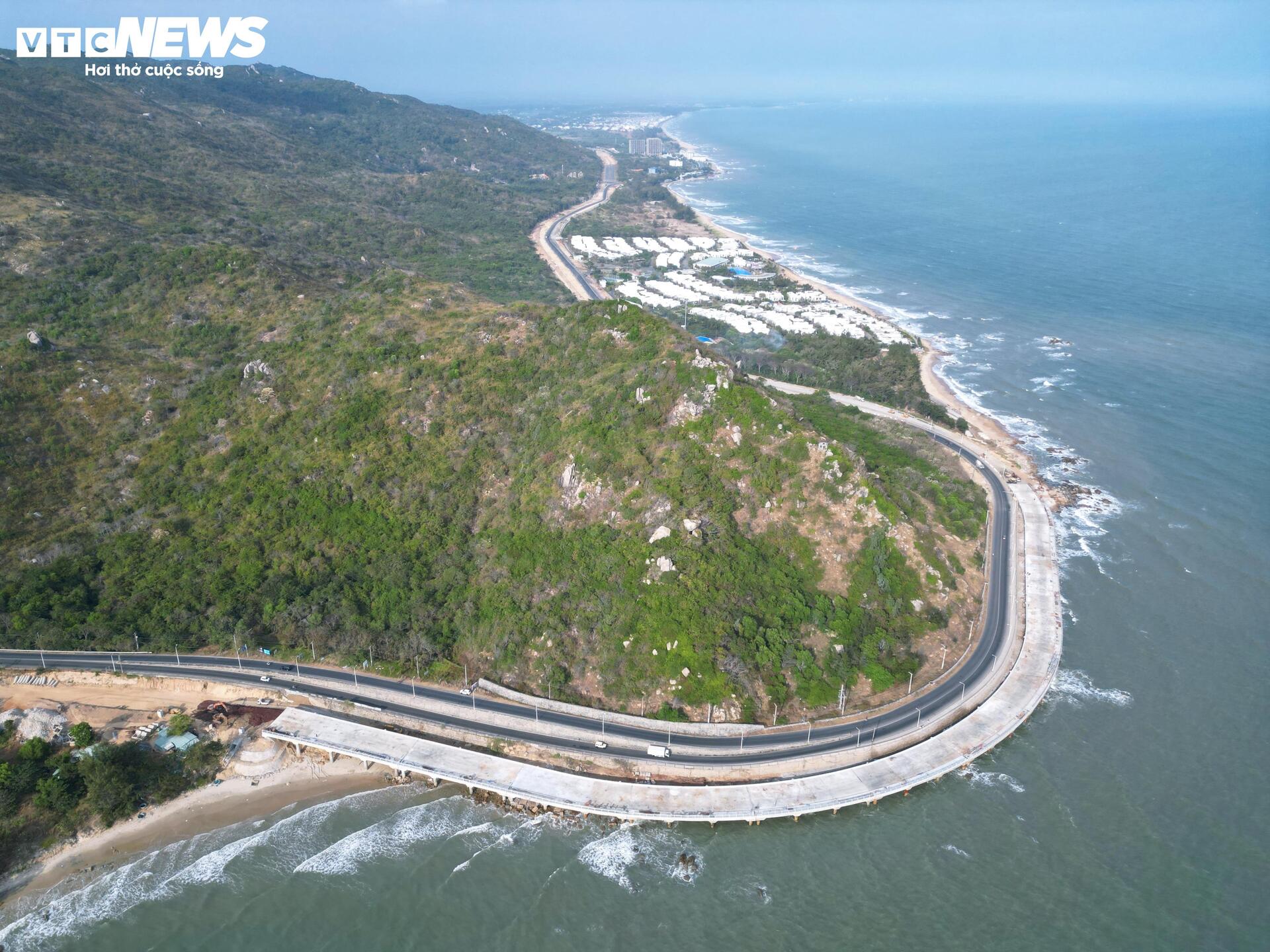 Toàn cảnh đường ven biển 7.000 tỷ đồng ở TP.HCM tăng tốc về đích - 1