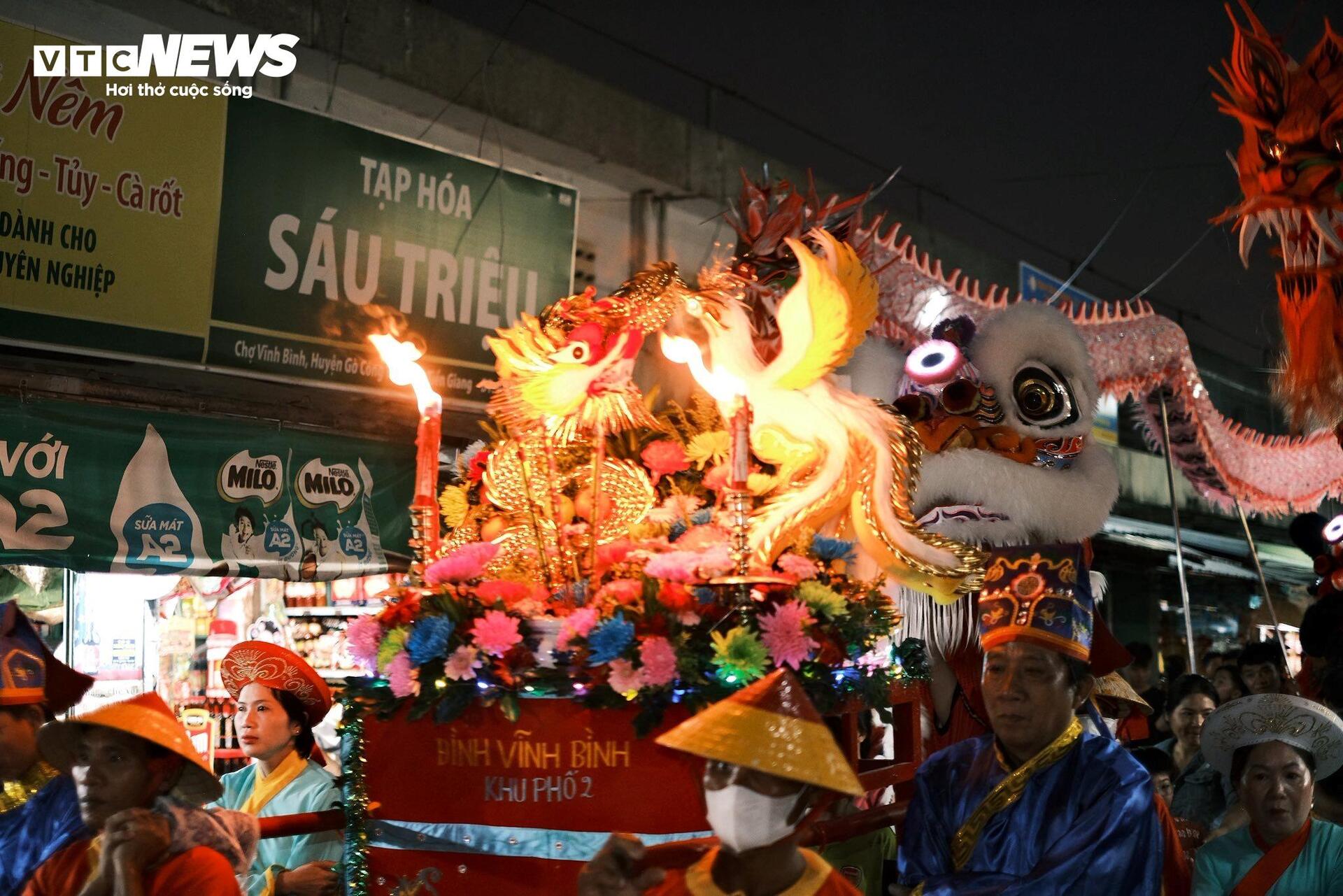 Hàng nghìn người dự lễ Kỳ Yên Đình Vĩnh Bình hơn 200 tuổi ở Đồng Tháp - 13