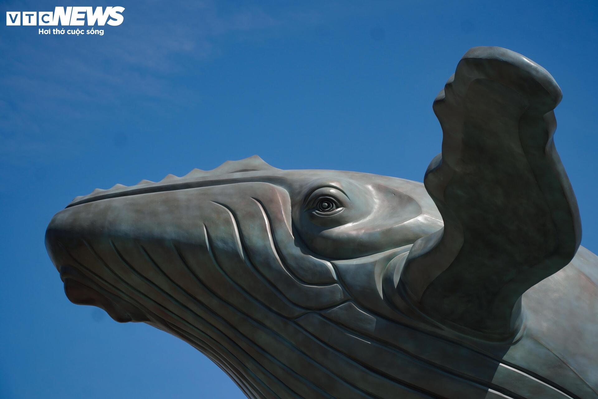 Cận cảnh công trình tượng cá Ông hơn 50 tỷ đồng tại TP.HCM - 8