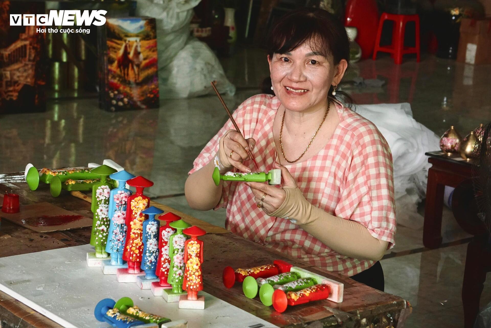 Làng sơn mài TP.HCM những ngày Tết chạm ngõ - 8