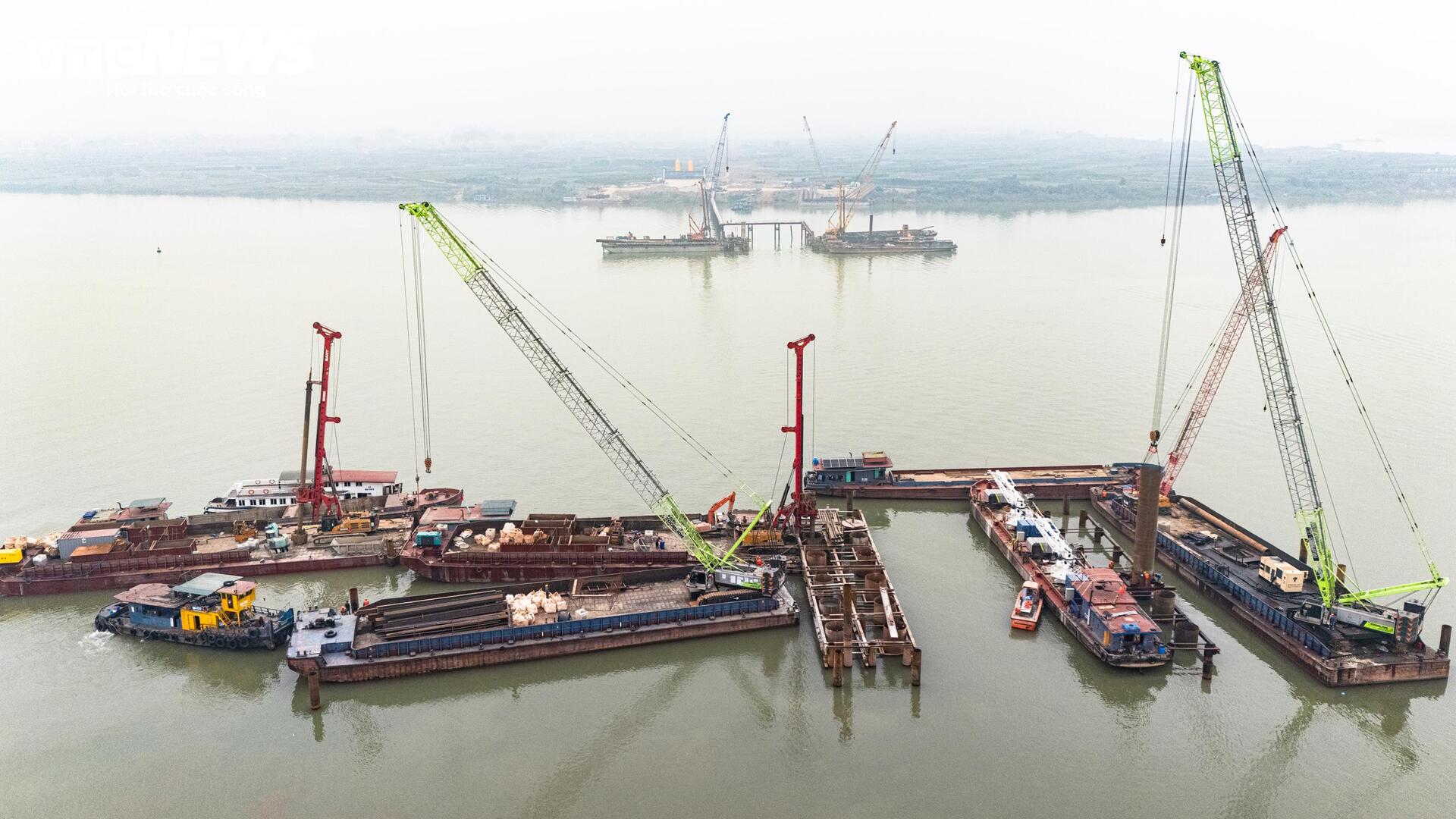Mục sở thị đại công trường thi công 7 cầu bắc qua sông Hồng - 2