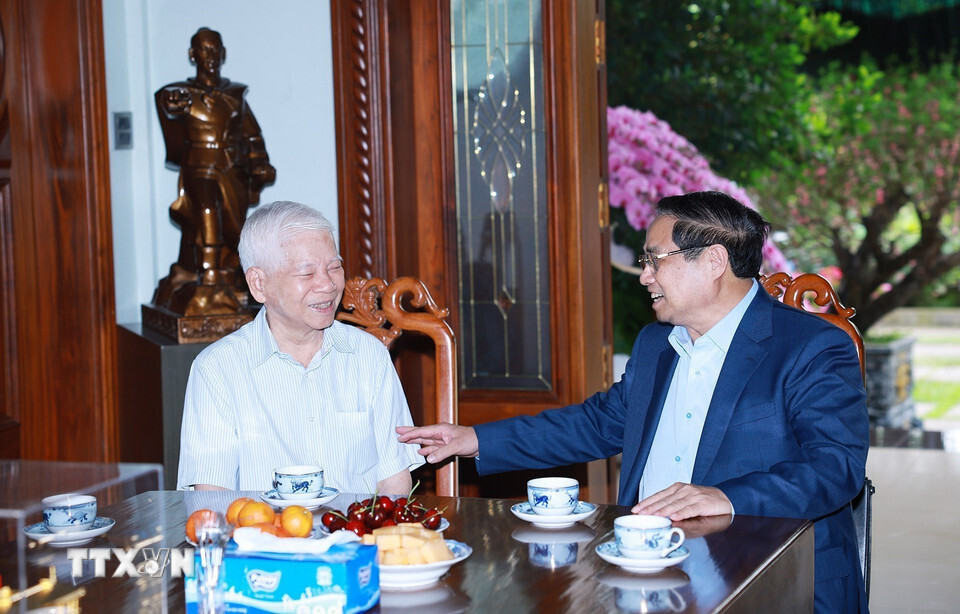 Thủ tướng chúc Tết gia đình nguyên lãnh đạo Đảng, Nhà nước qua các thời kỳ - 15