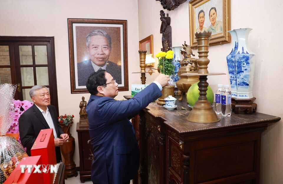 Thủ tướng chúc Tết gia đình nguyên lãnh đạo Đảng, Nhà nước qua các thời kỳ - 6