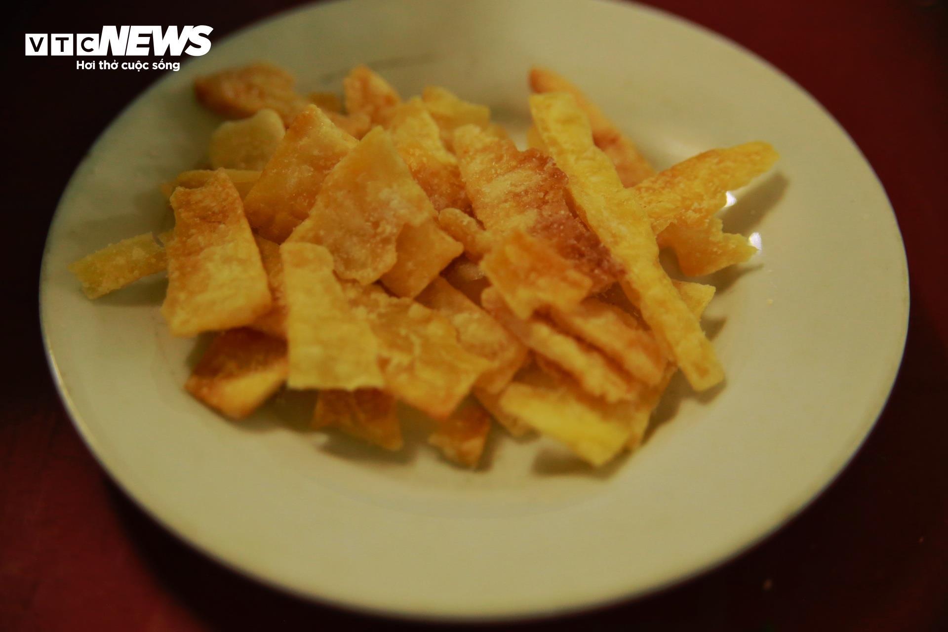 Bí quyết làm món 'mứt nhà nghèo' ngon nức tiếng của cụ bà gần 90 tuổi ở Huế - 1