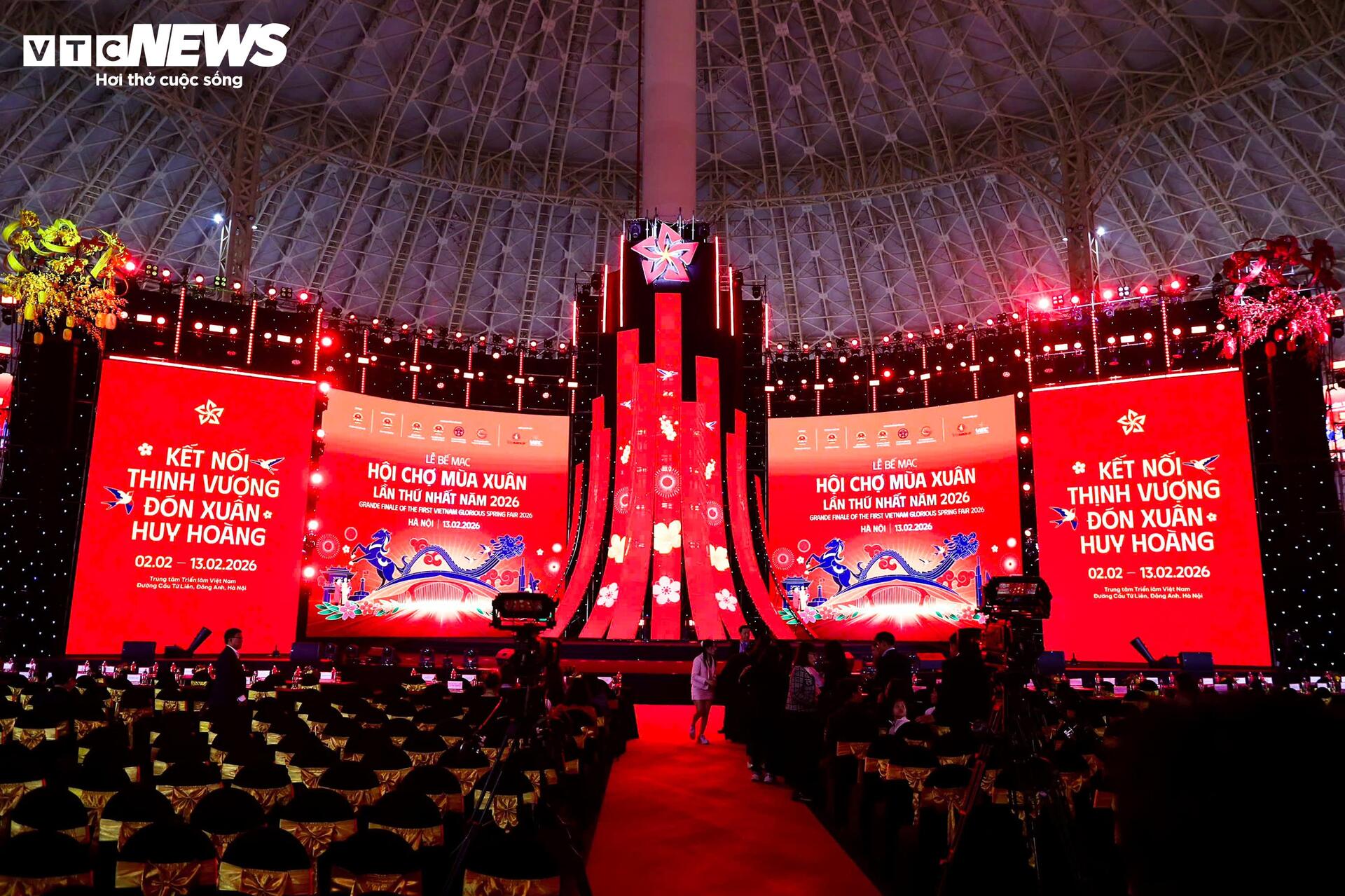 Thủ tướng Phạm Minh Chính dự lễ bế mạc Hội chợ Mùa Xuân 2026 - 1