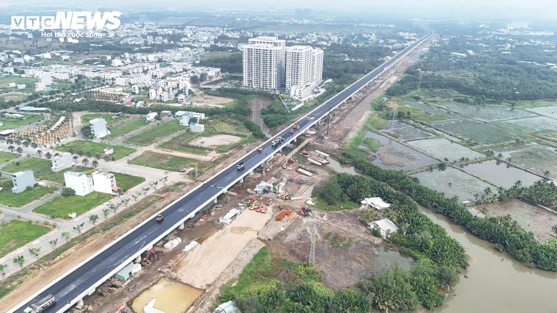 Thi công xuyên Tết dự án Vành đai 3 TP.HCM, nỗ lực thông xe trước 30/4 - 2