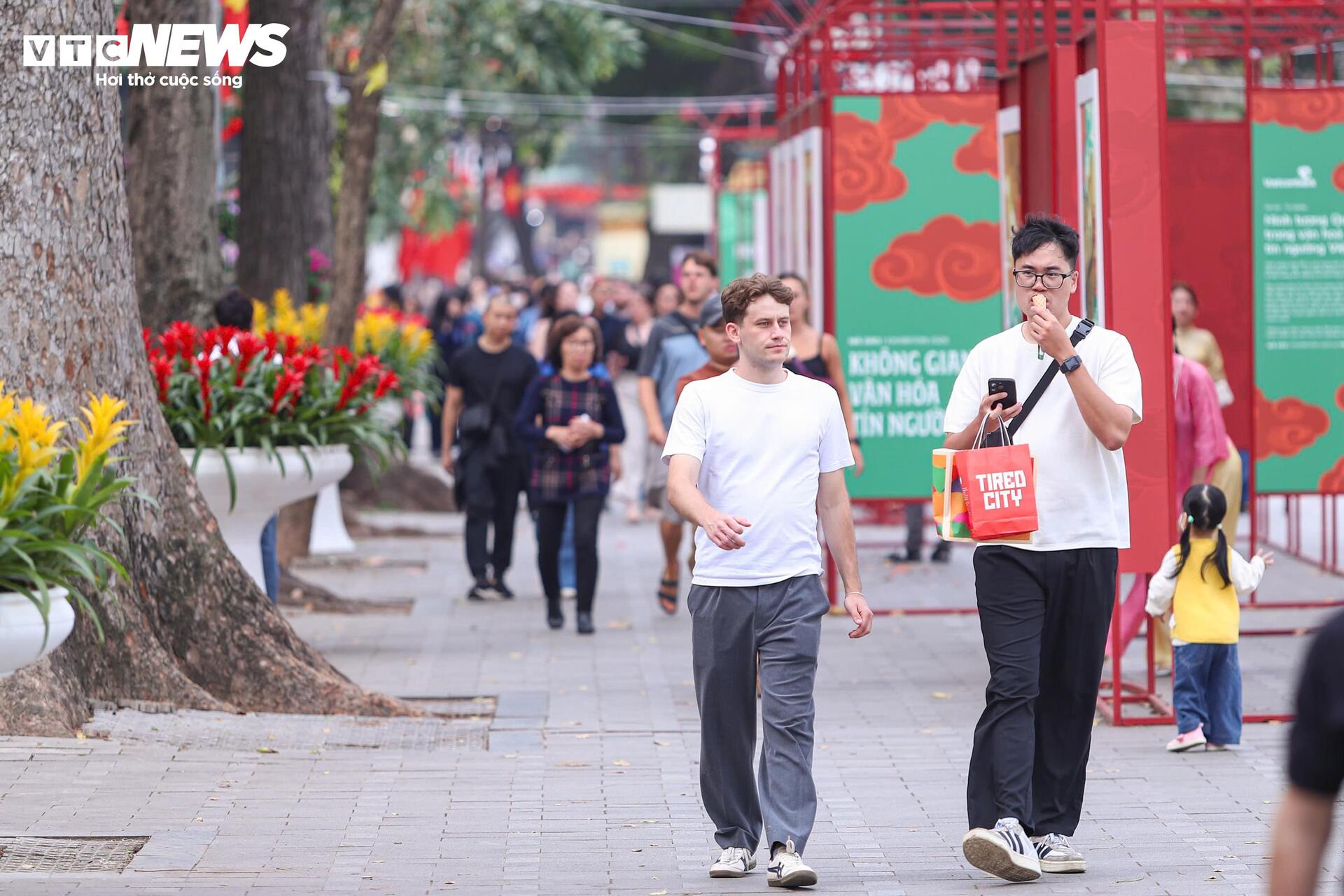 Hà Nội thông thoáng, yên bình ngày 29 Tết - 7