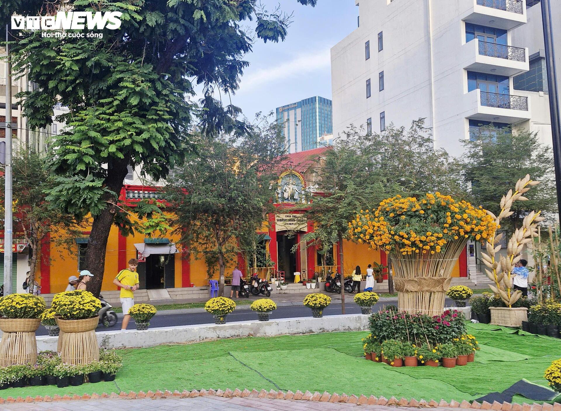 Diện mạo khác lạ của khu đất 'quây tôn' hơn 2 thập kỷ ở trung tâm TP.HCM - 9