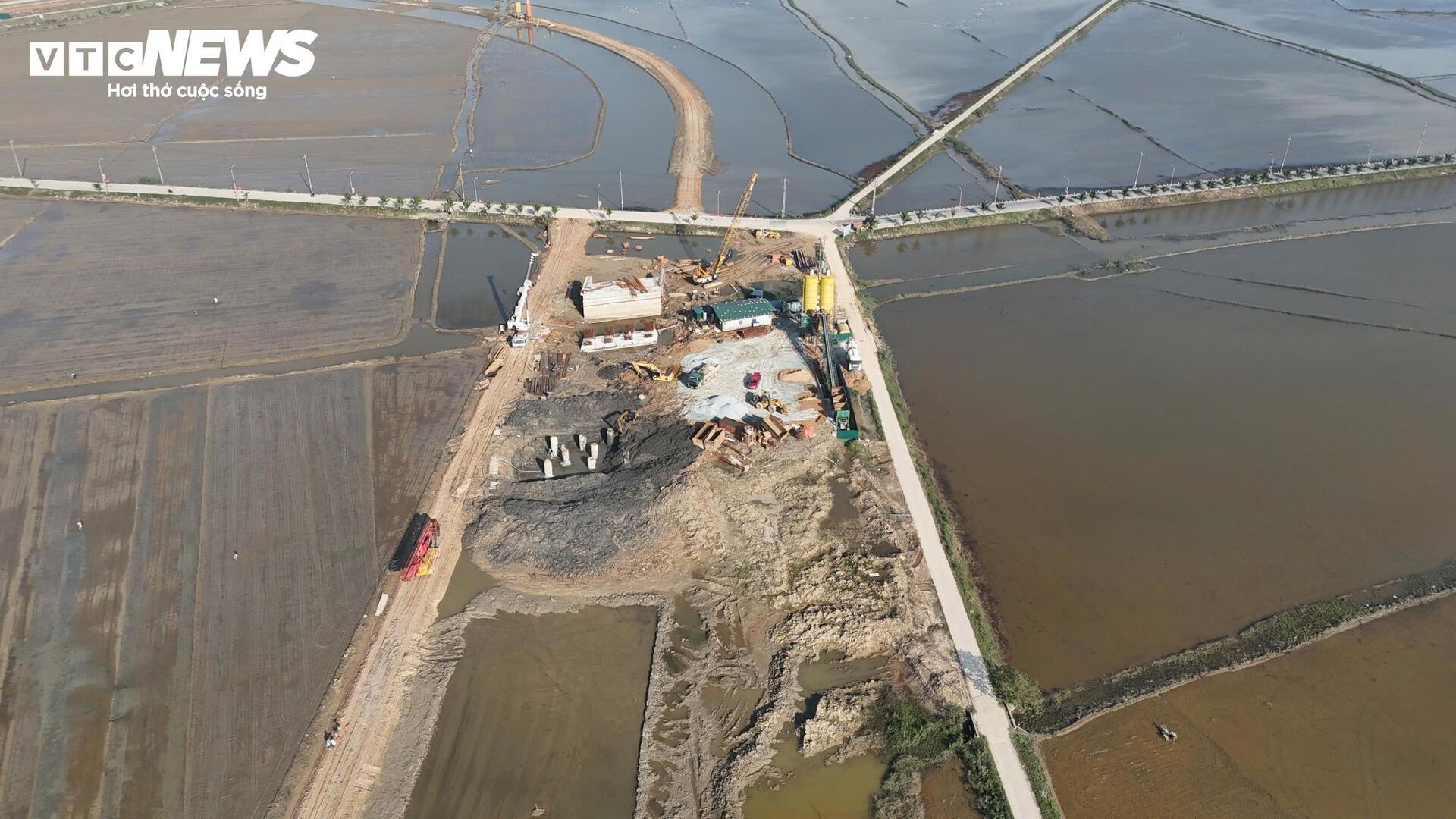 Vì sao đường gần 1.150 tỷ nối trung tâm TP Huế với sân bay Phú Bài 'đứng bánh'? - 1