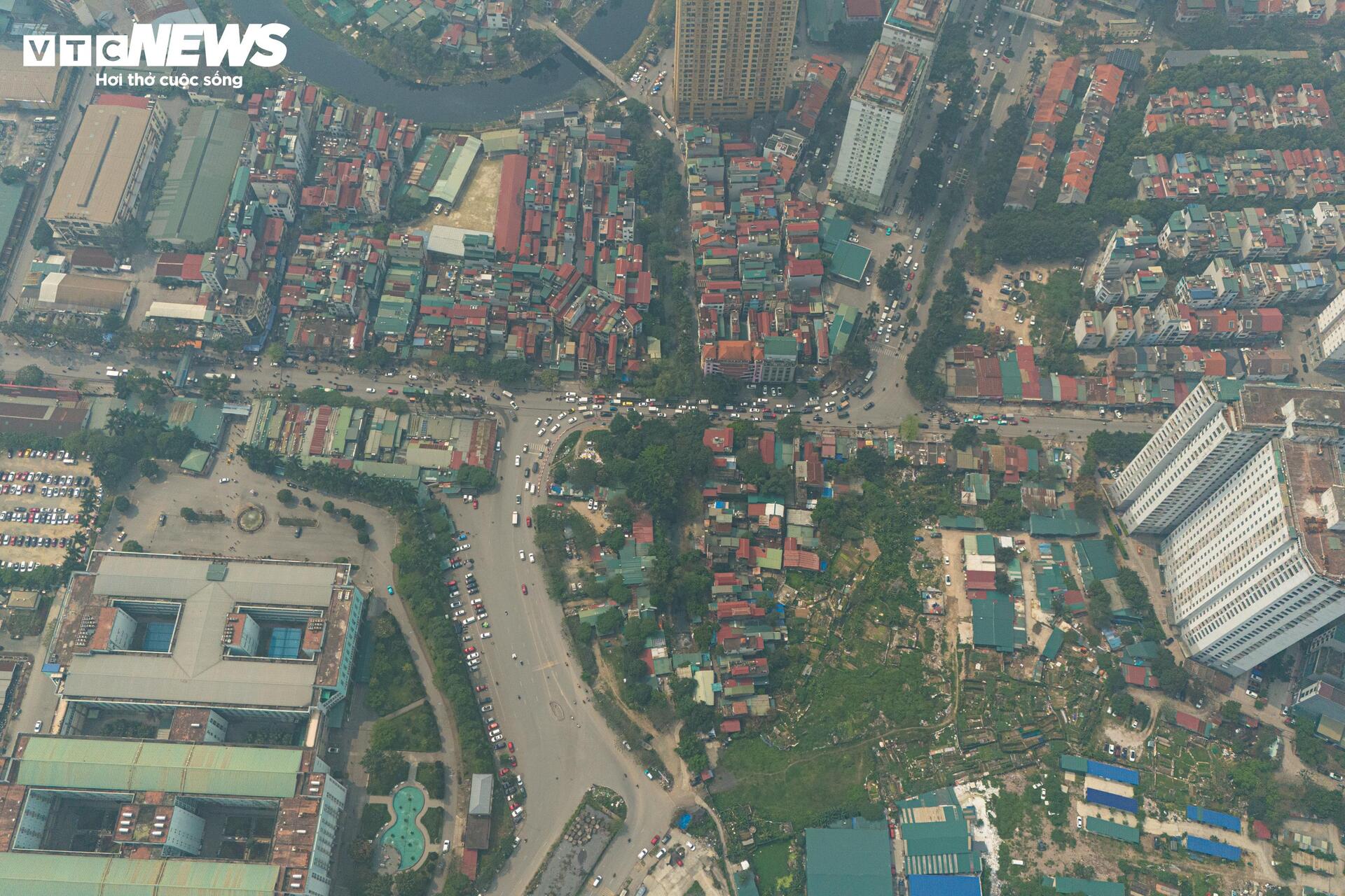 Dự án cầu vượt 'đắp chiếu' nhiều năm trên tuyến đường nghìn tỷ ở Hà Nội - 1