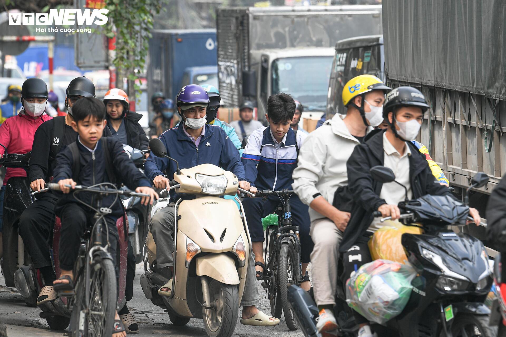 Dự án cầu vượt 'đắp chiếu' nhiều năm trên tuyến đường nghìn tỷ ở Hà Nội - 8