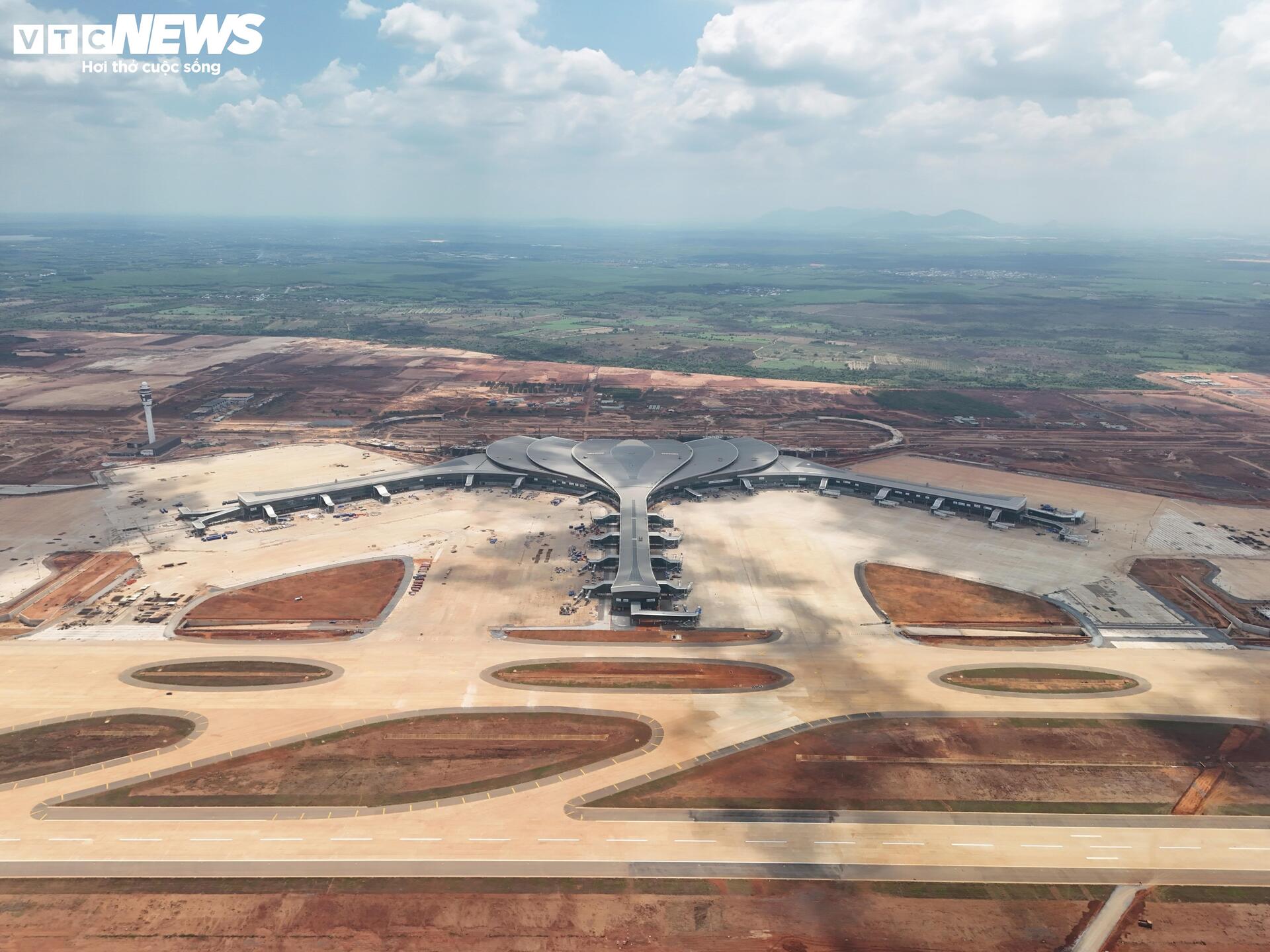 Toàn cảnh sân bay Long Thành trước mốc dự kiến vận hành thương mại - 1