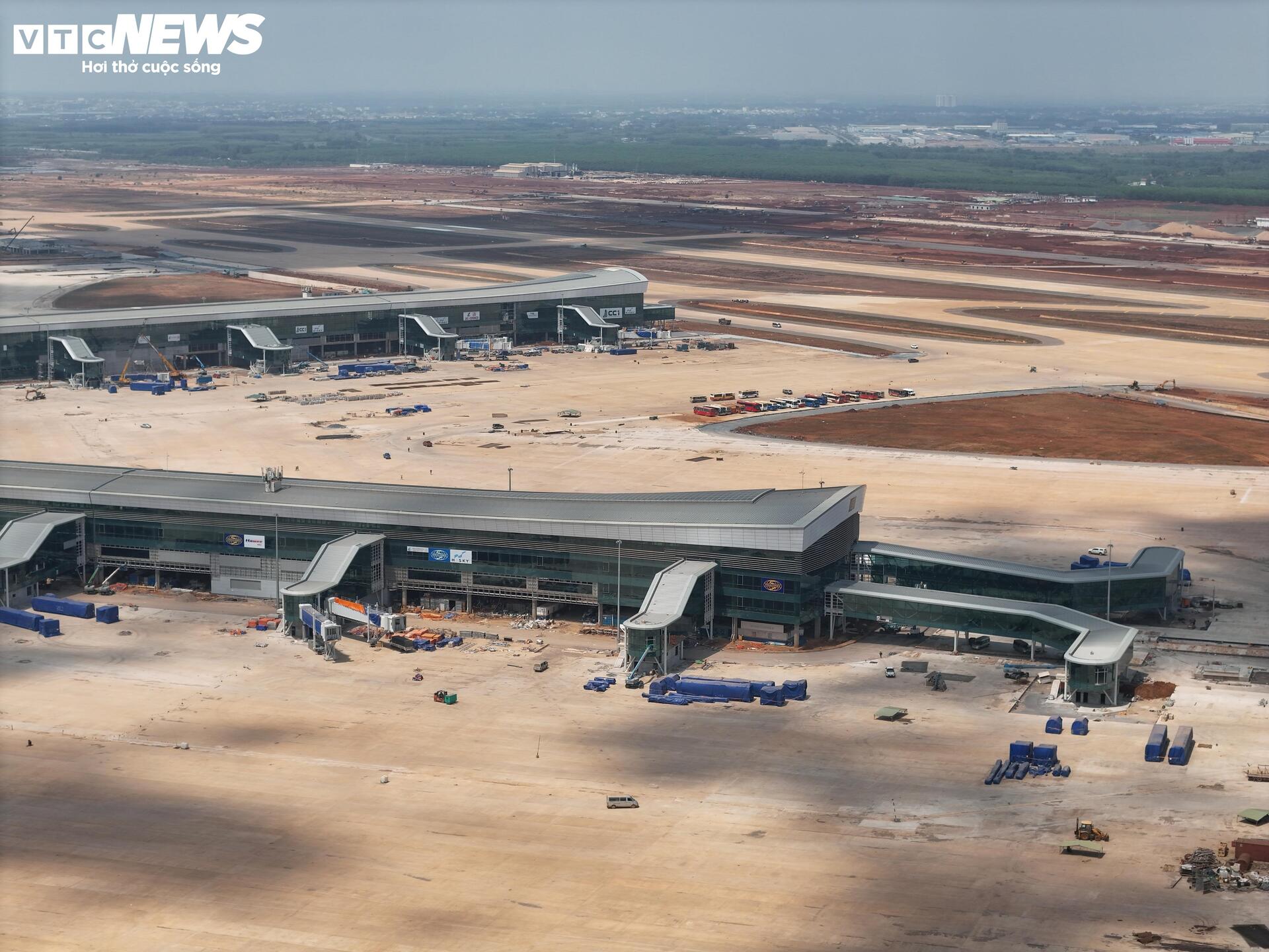 Toàn cảnh sân bay Long Thành trước mốc dự kiến vận hành thương mại - 11