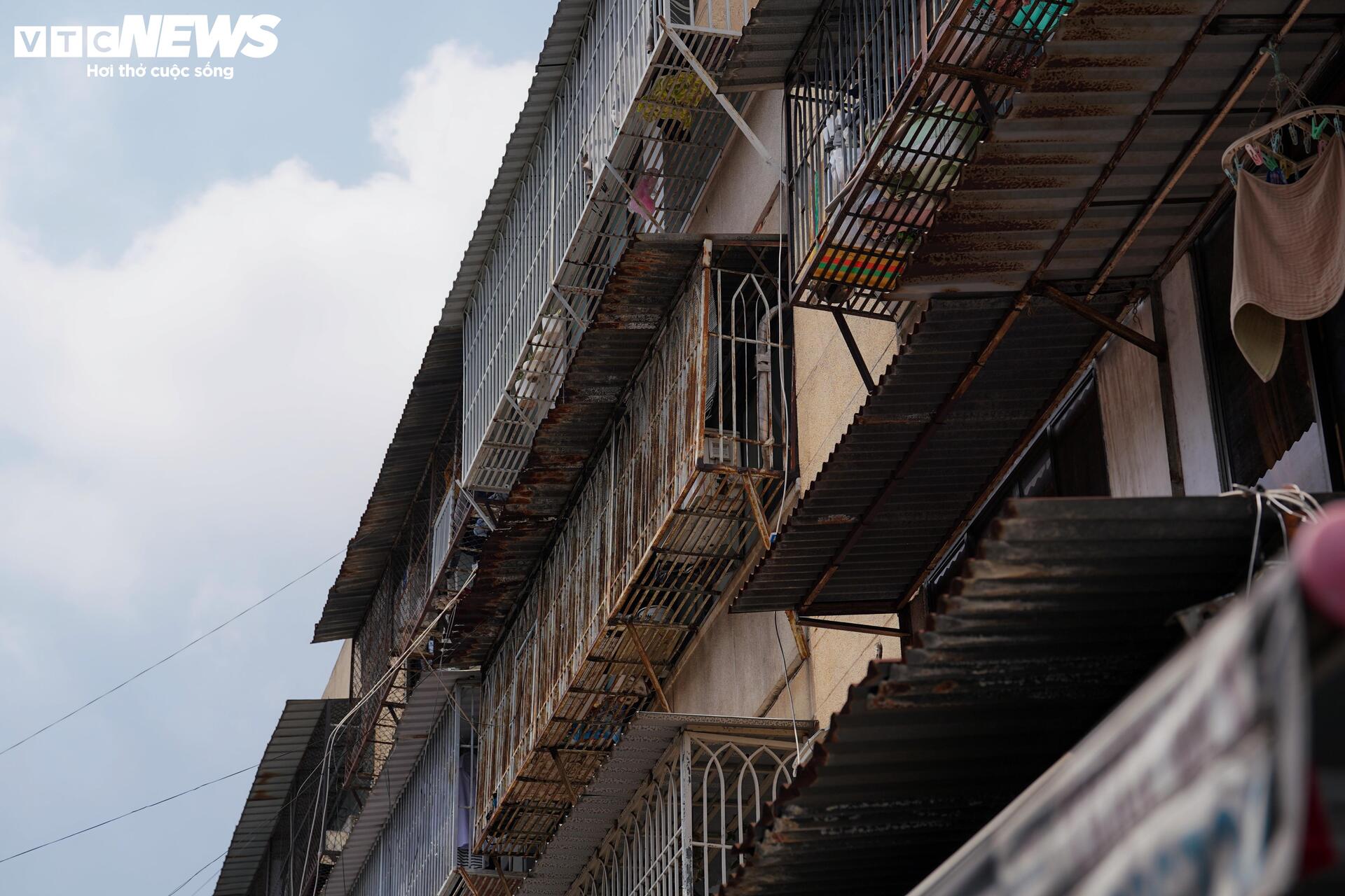 Cư xá Thanh Đa vẫn kín 'chuồng cọp' dù nhiều lần vận động tháo dỡ - 4
