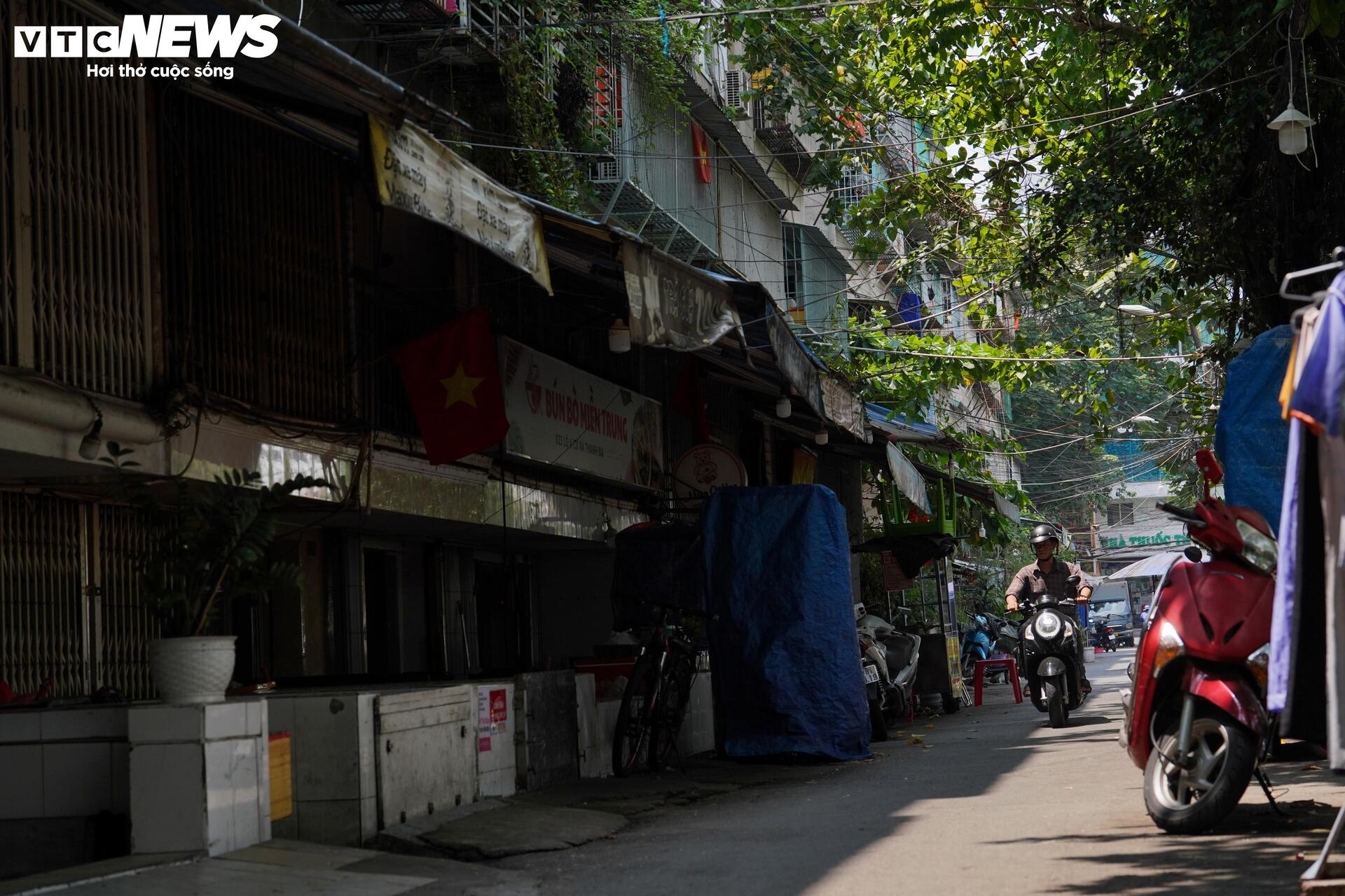 Cư xá Thanh Đa vẫn kín 'chuồng cọp' dù nhiều lần vận động tháo dỡ - 3