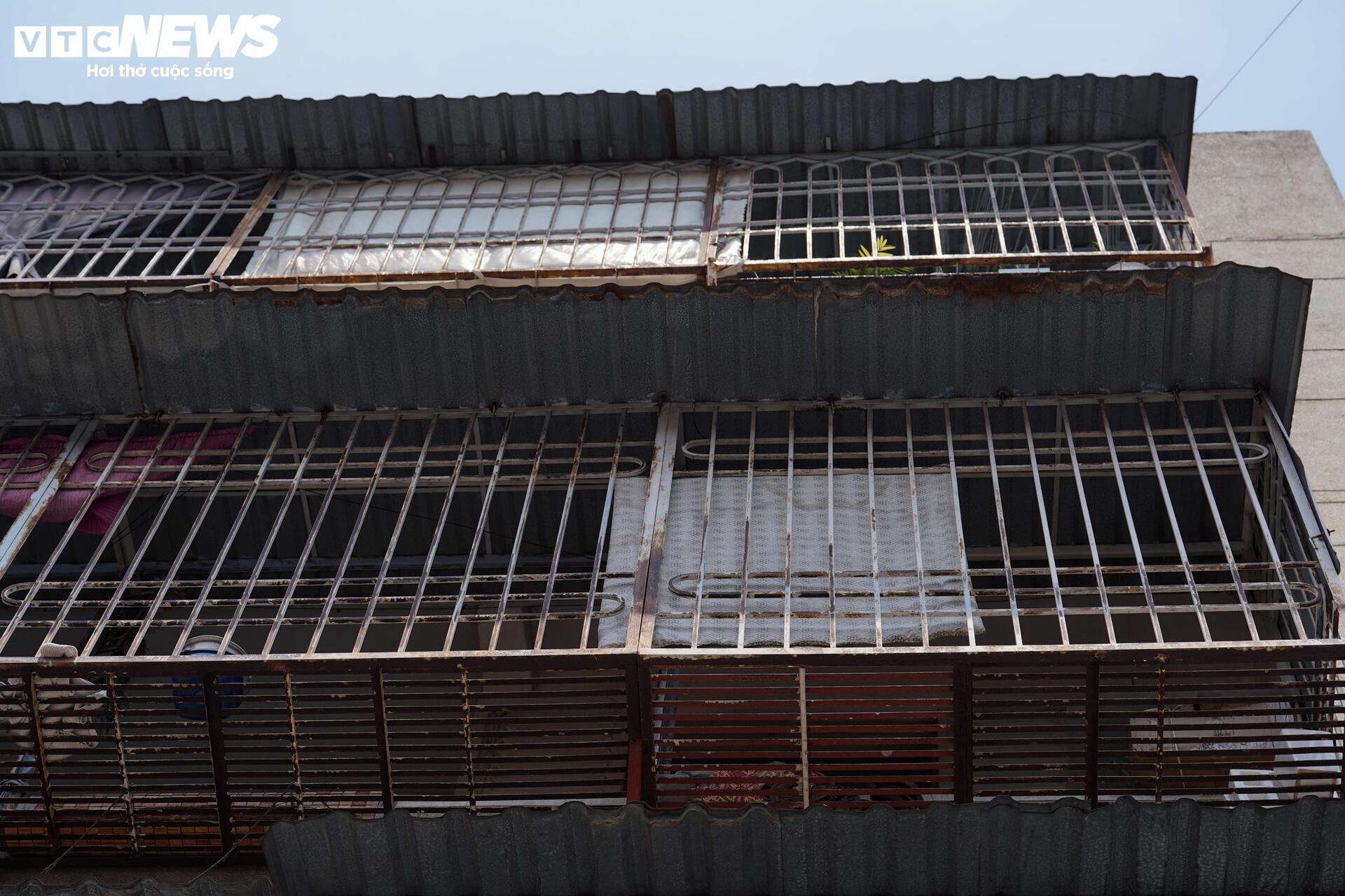 Cư xá Thanh Đa vẫn kín 'chuồng cọp' dù nhiều lần vận động tháo dỡ - 10